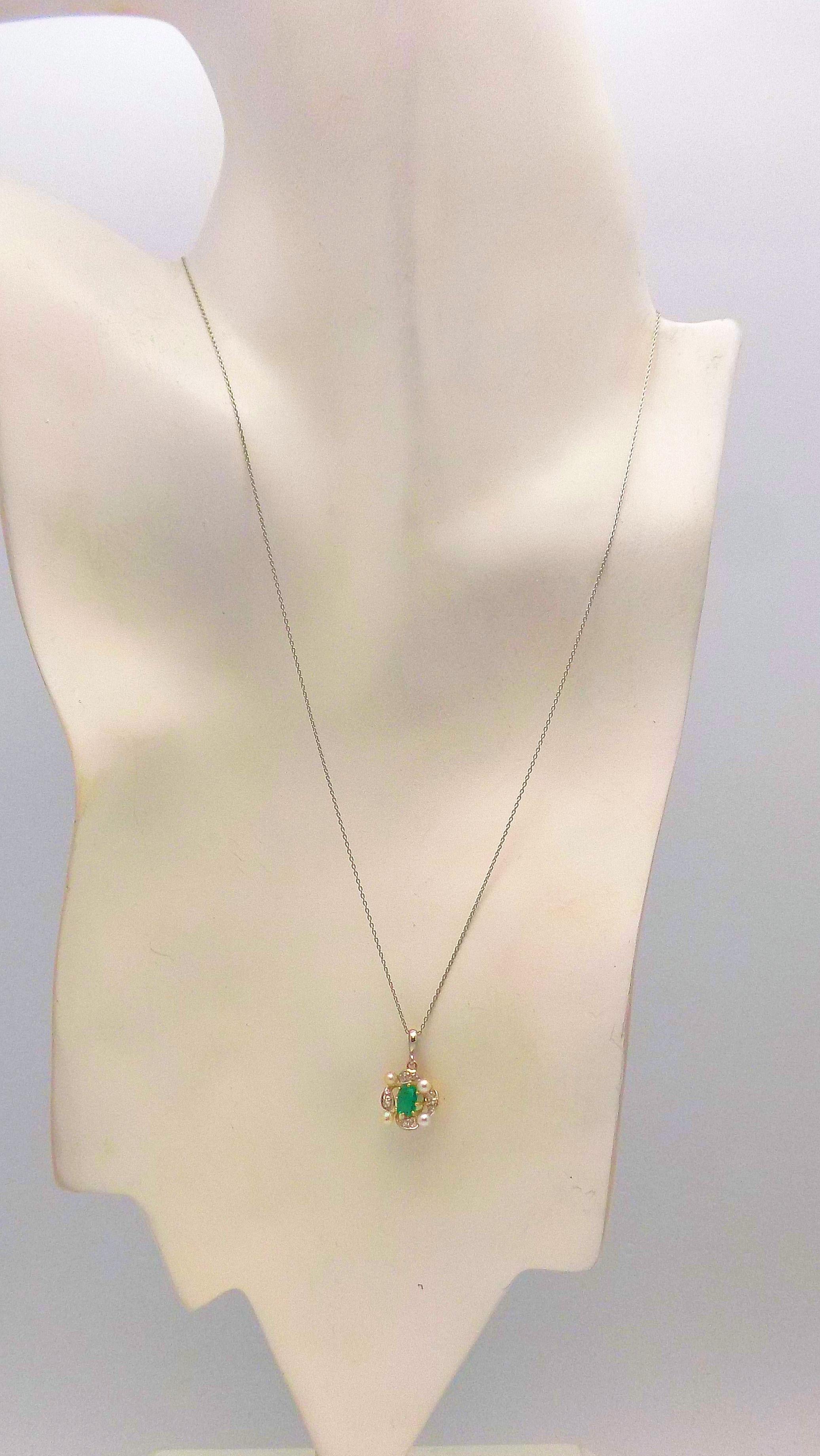 Antique Emerald, Diamond and Seed Pearl Pendant In New Condition For Sale In Dallas, TX