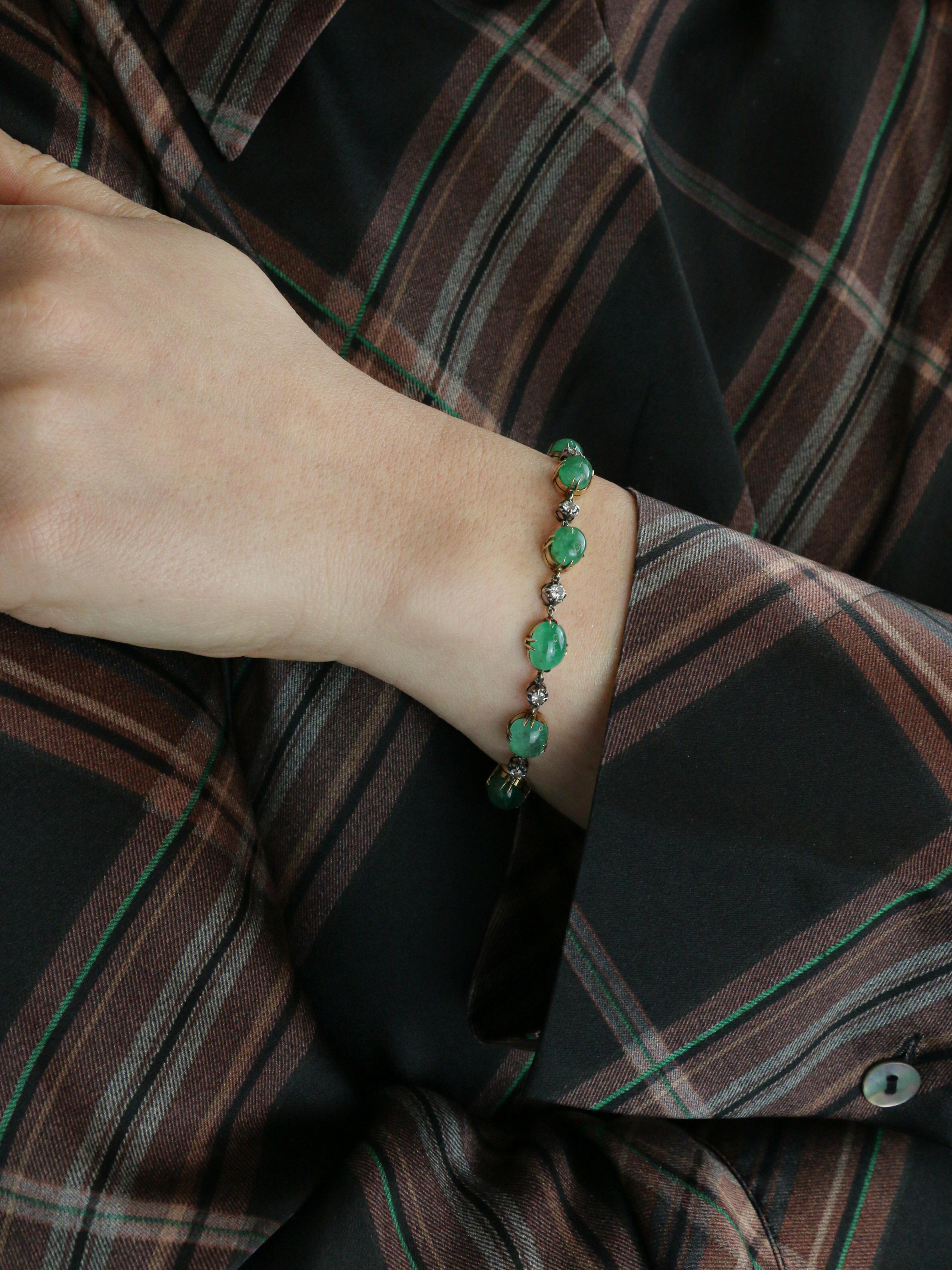 Pulsera antigua de esmeralda, diamantes y oro amarillo en venta 8