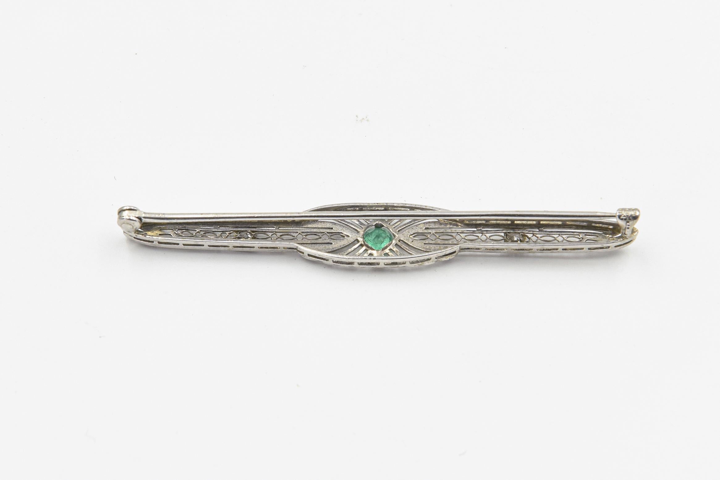 Antique Emerald & Diamond Filagree 18k White Gold Bar Pin Brooch For Sale 1