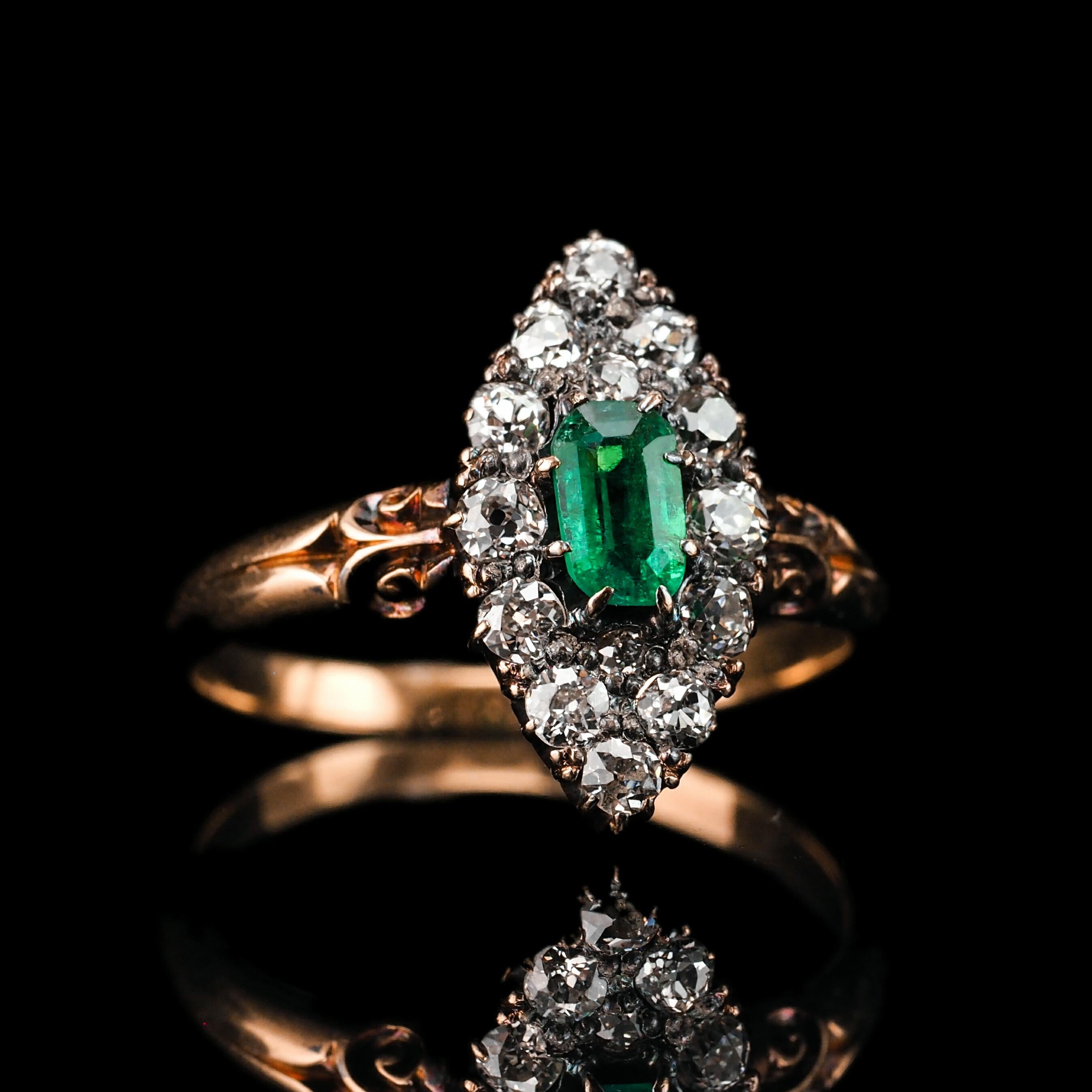 Antique Emerald & Diamond Navette Ring 18K Gold - Victorian c.1880 For Sale 11