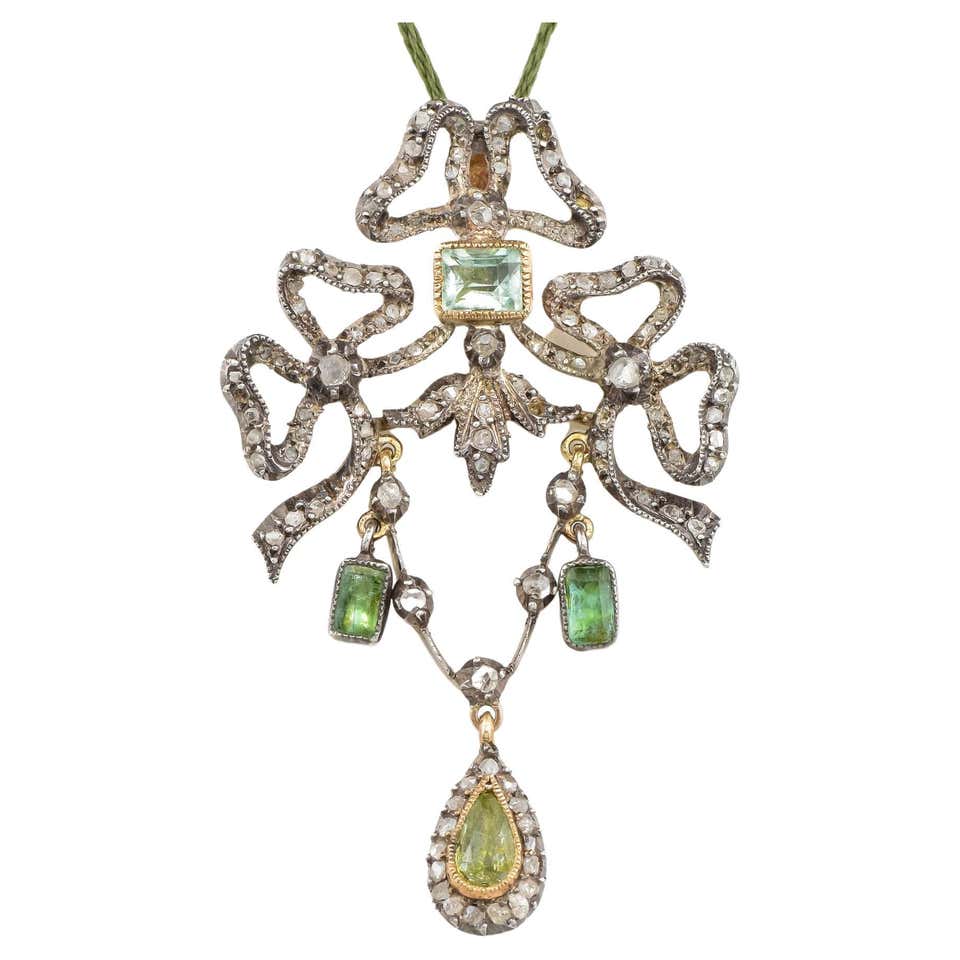 Antique Emerald Necklaces - 3,023 For Sale at 1stDibs | vintage emerald ...