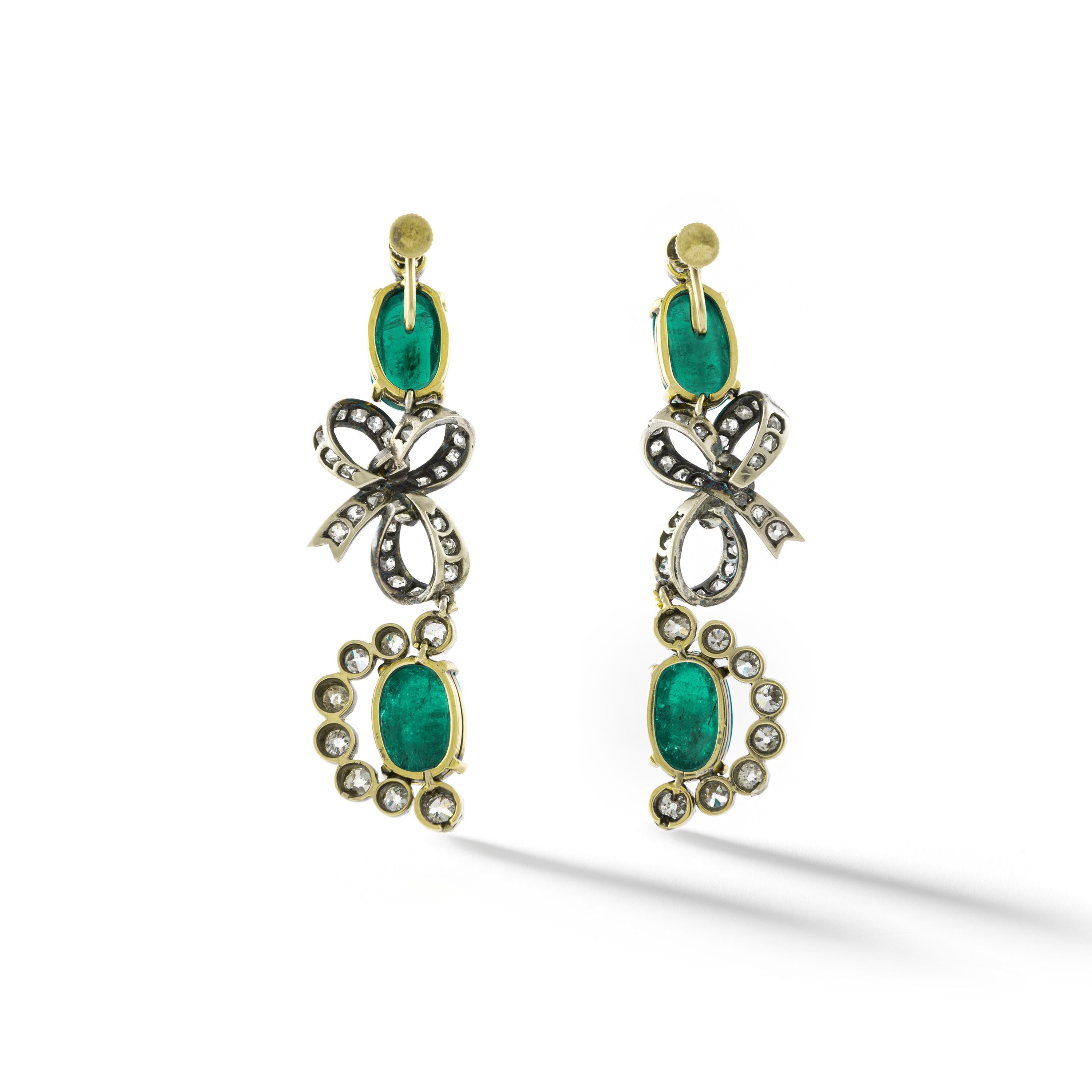 Antique Emerald Diamond Silver and Gold Ear Pendants In Excellent Condition In Geneva, CH