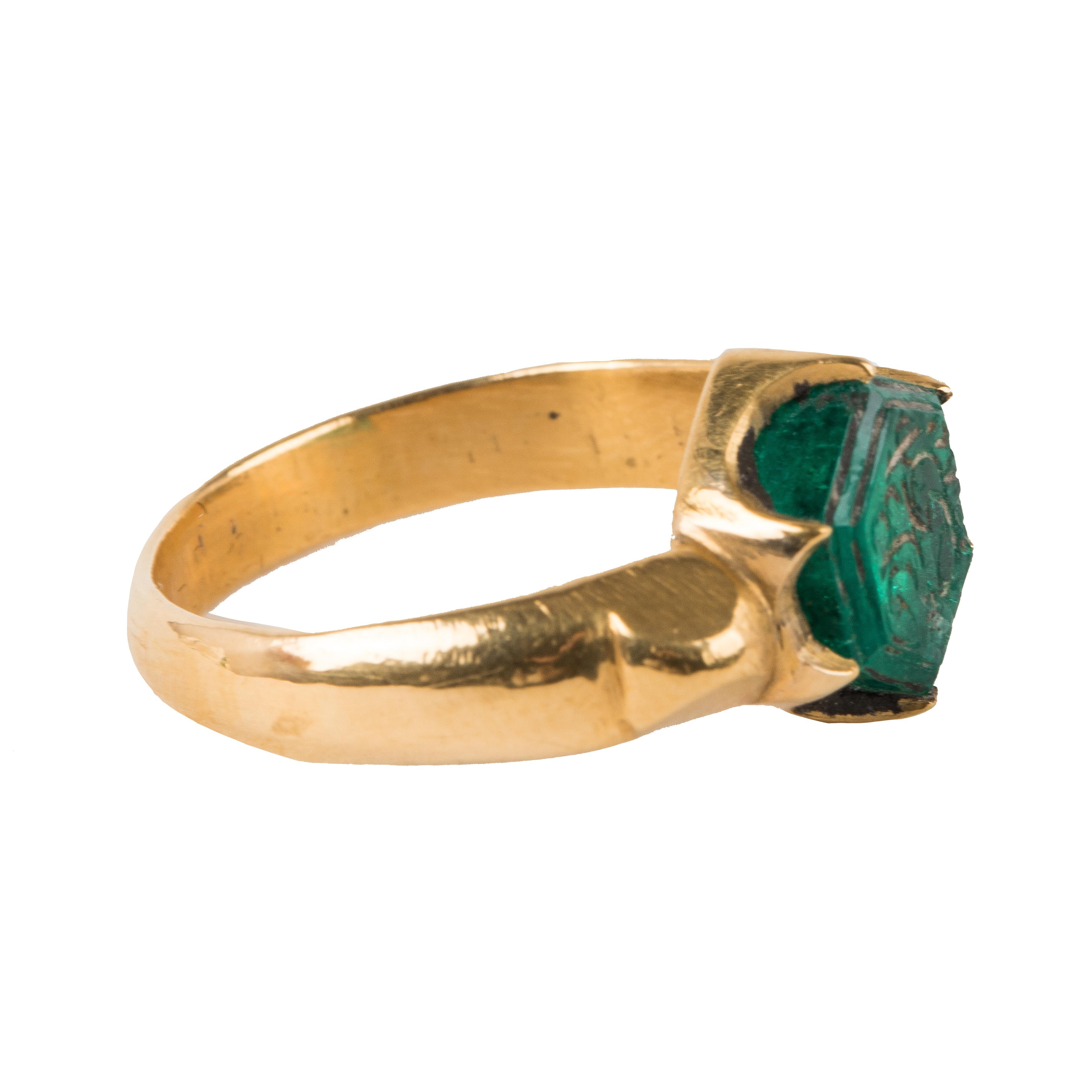 mughal emerald ring