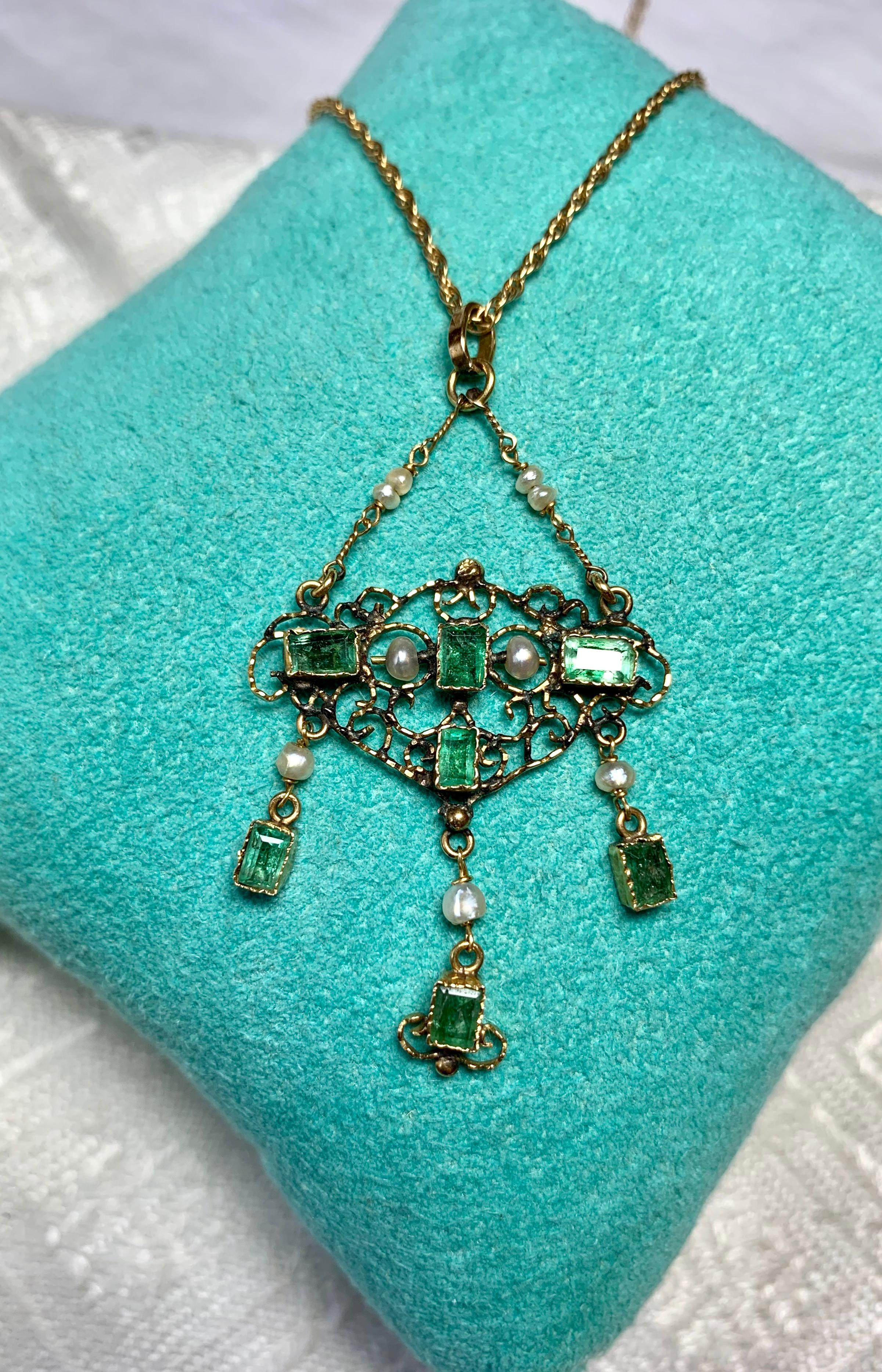 emerald and pearl pendant