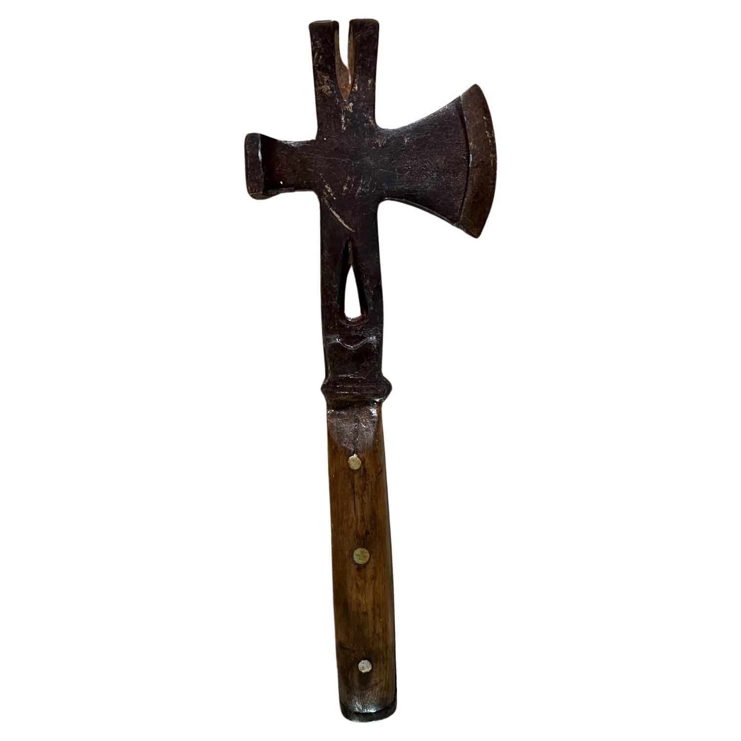 Antiquities Emergency Survival Multi Tool Axe Hammer Hatchet en vente