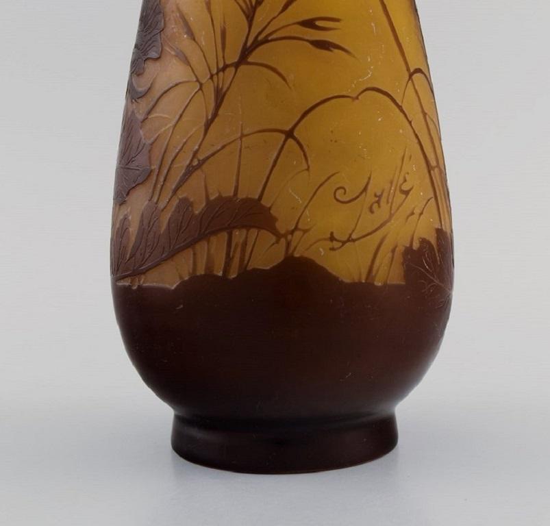 Antique Emile Gallé Vase in Dark Yellow and Light Brown Art Glass In Excellent Condition For Sale In Copenhagen, DK