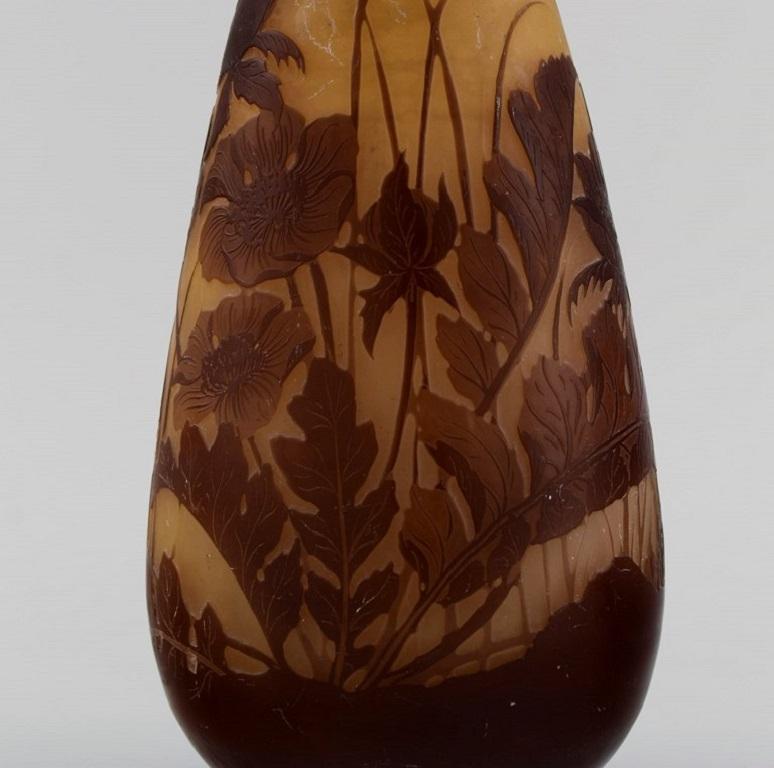 20th Century Antique Emile Gallé Vase in Dark Yellow and Light Brown Art Glass For Sale