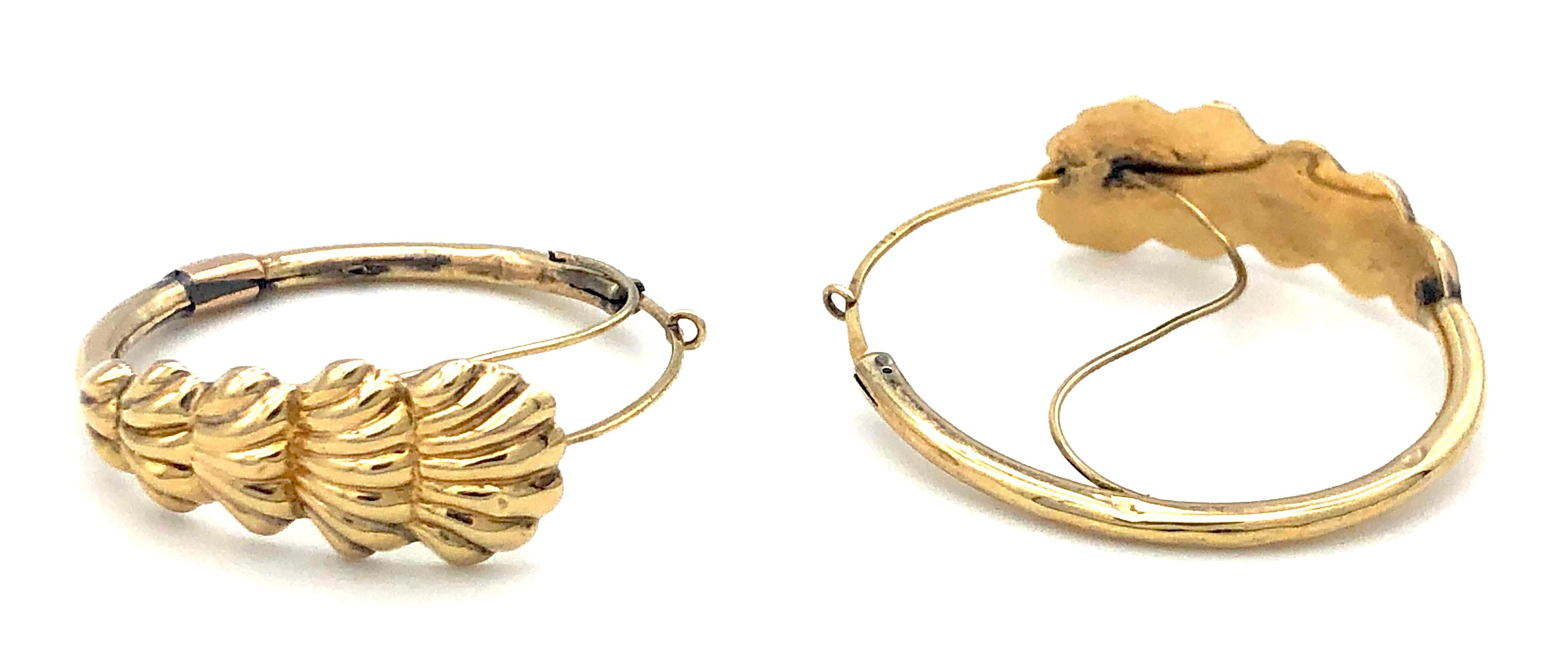 Women's Antique Empire 14 Karat Gold Hoops Scallop Ornaments For Sale