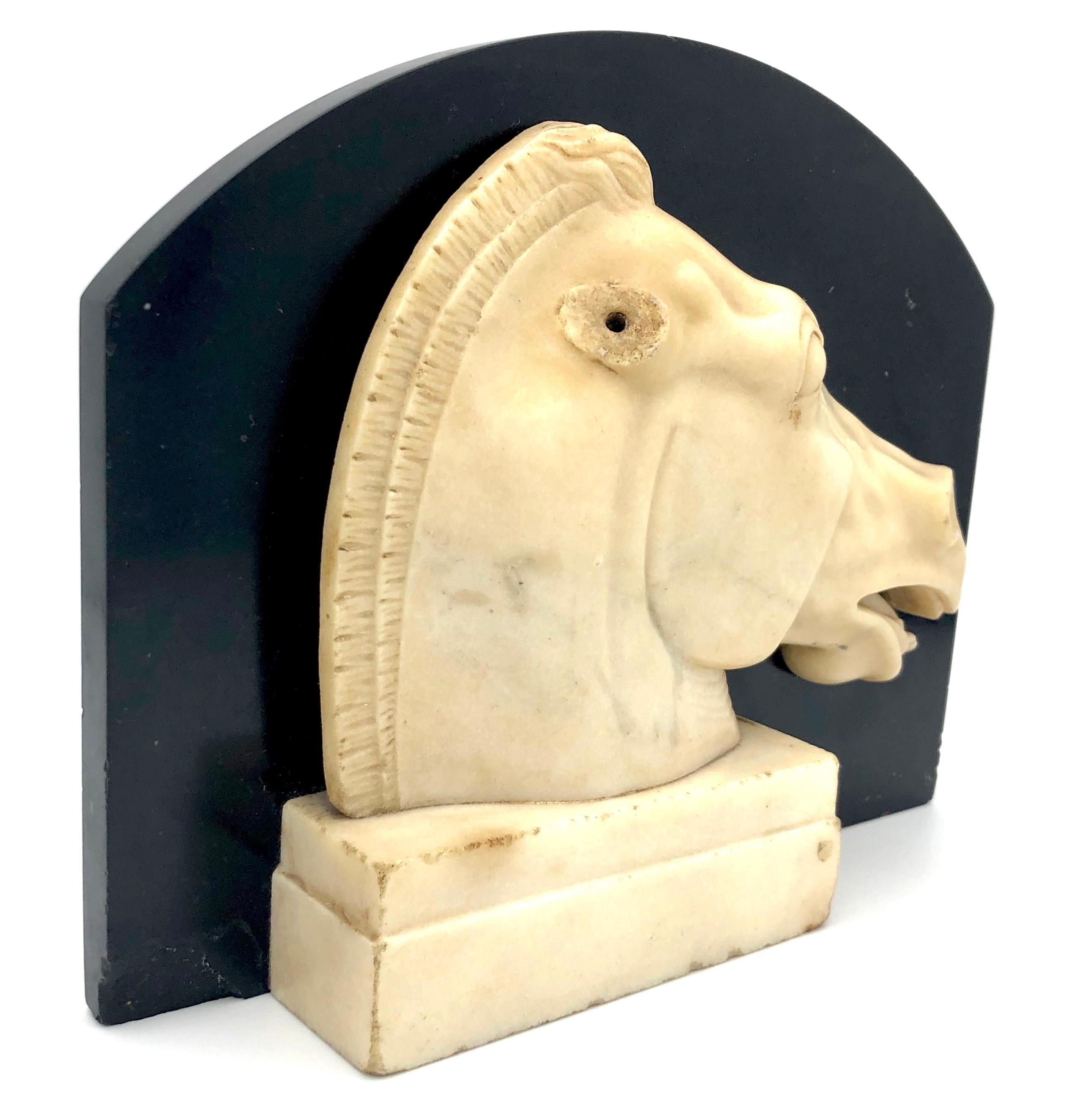 Antike Empire Italien Gran Tour Skulptur Relief Marmor Pferdekopf Granit im Zustand „Gut“ im Angebot in Munich, Bavaria