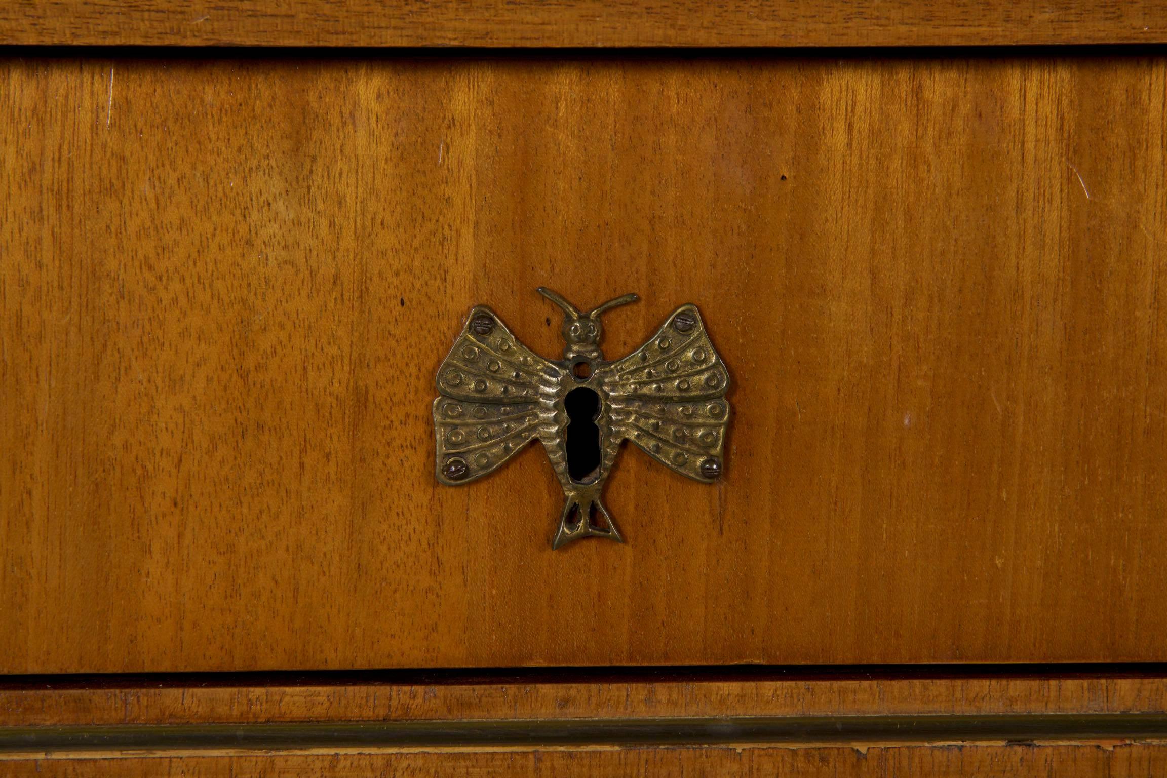 Antique Empire Mahogany Commode Chest of Drawers, 19th Century 10