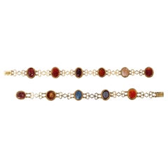 Paire de bracelets/colliers Empire anciens et anciens en or 18 carats avec intailles anciennes