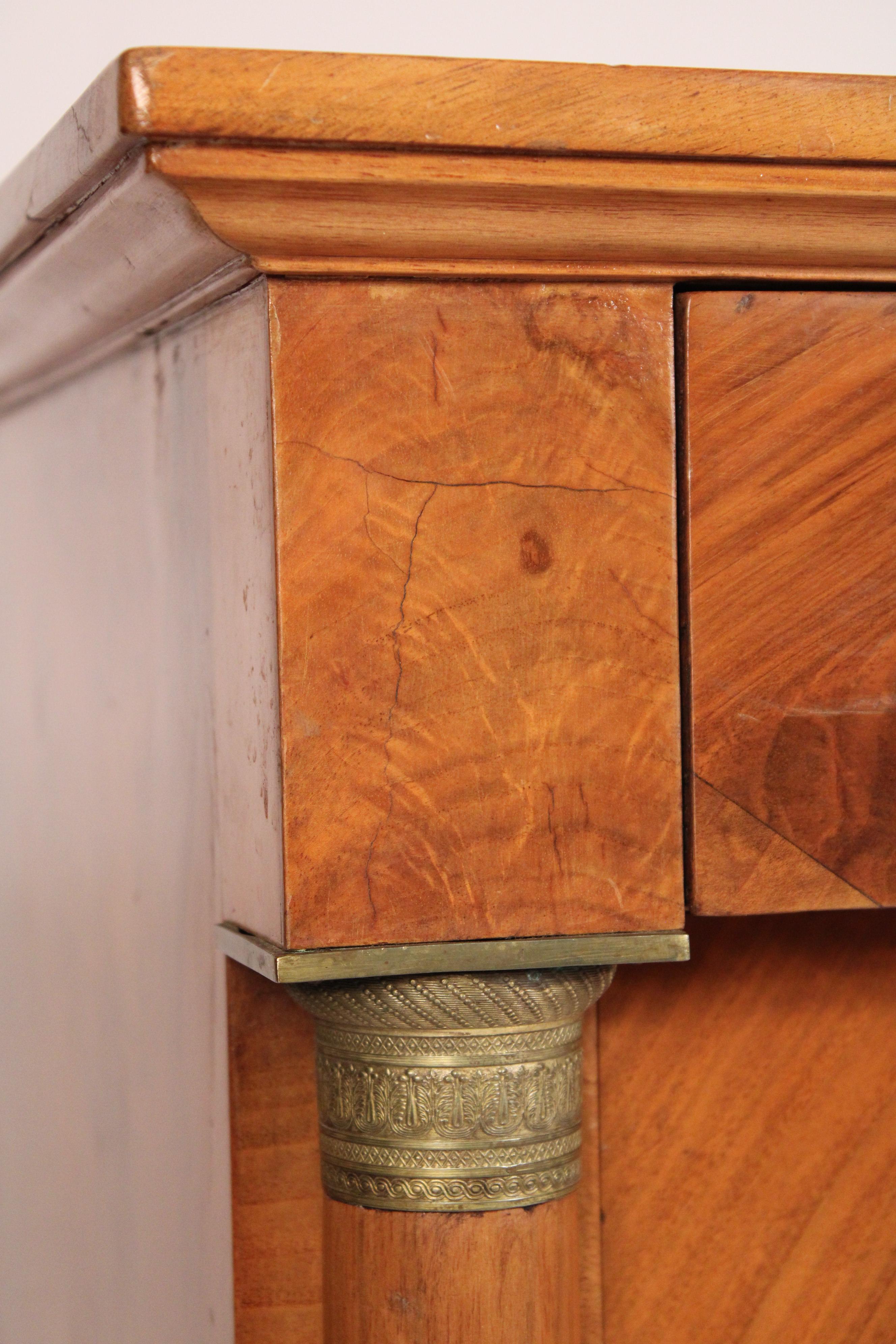 Antique Empire Style Burl Walnut Chest Of Drawers For Sale 5
