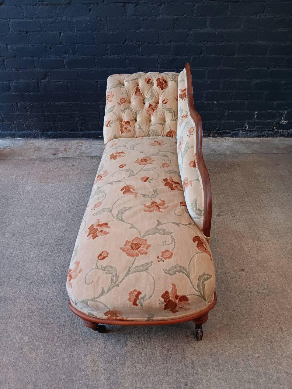 Mid-20th Century Antique Empire Style Chaise Lounge