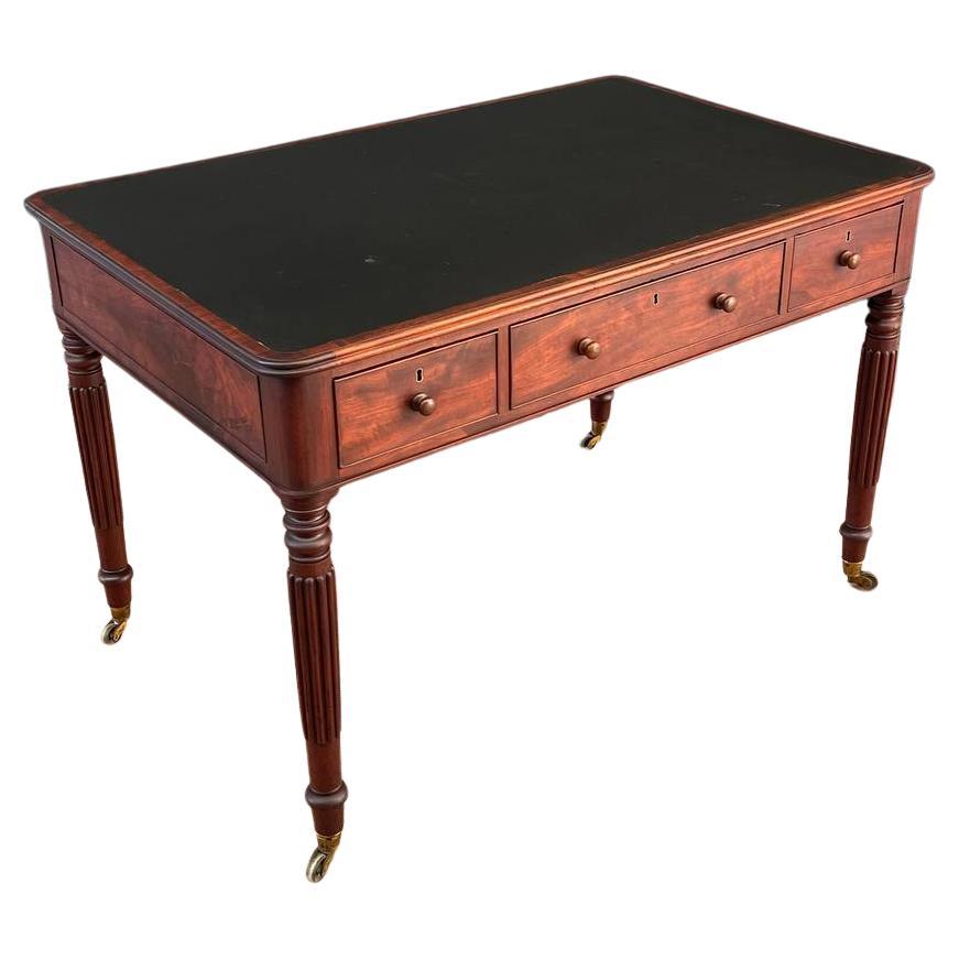 Ancien bureau de partenaires de style Empire avec plateau en cuir