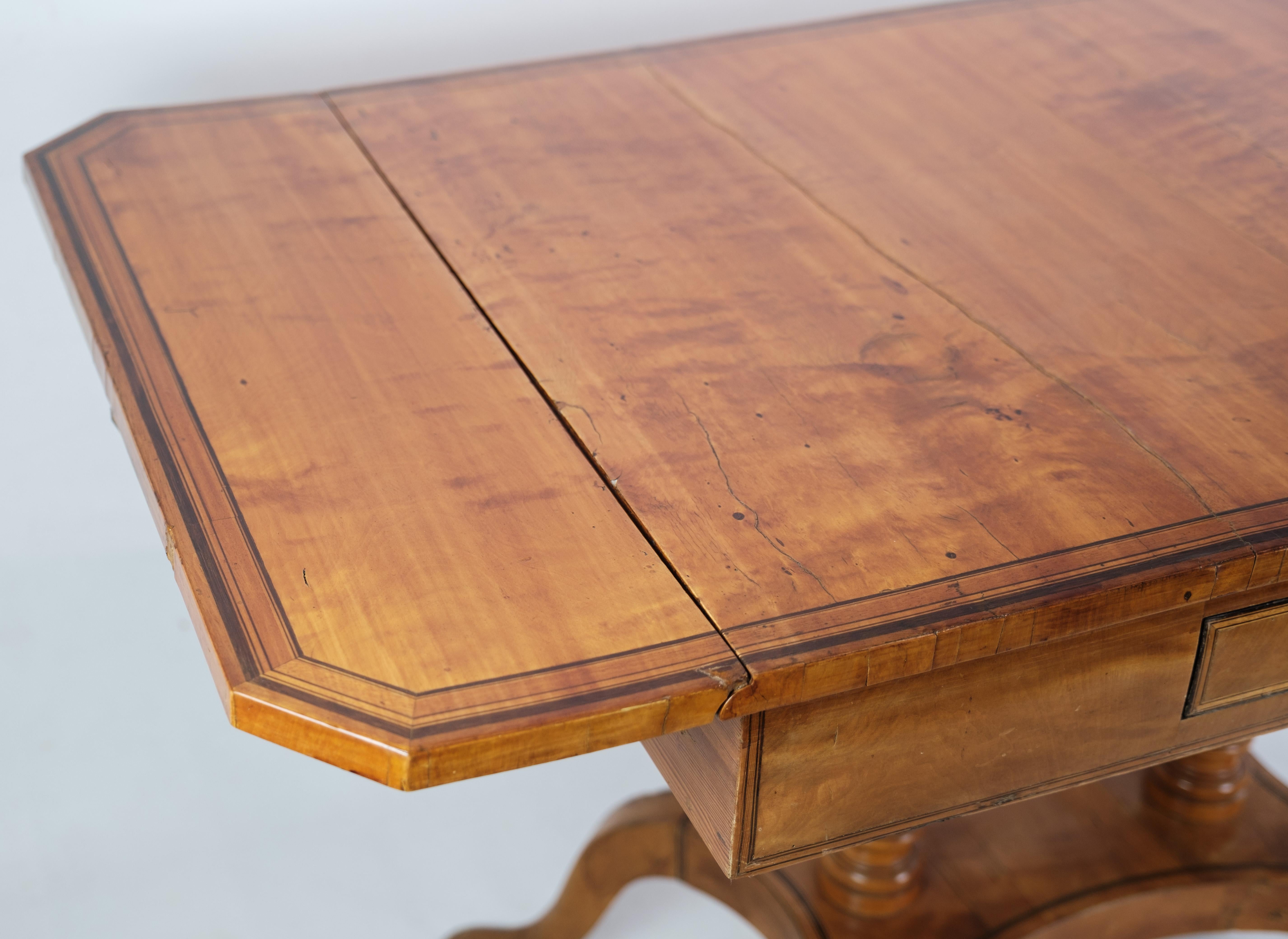 Antique Empire Table with Flaps and Marquetry in Birch Wood from 1840s For Sale 5