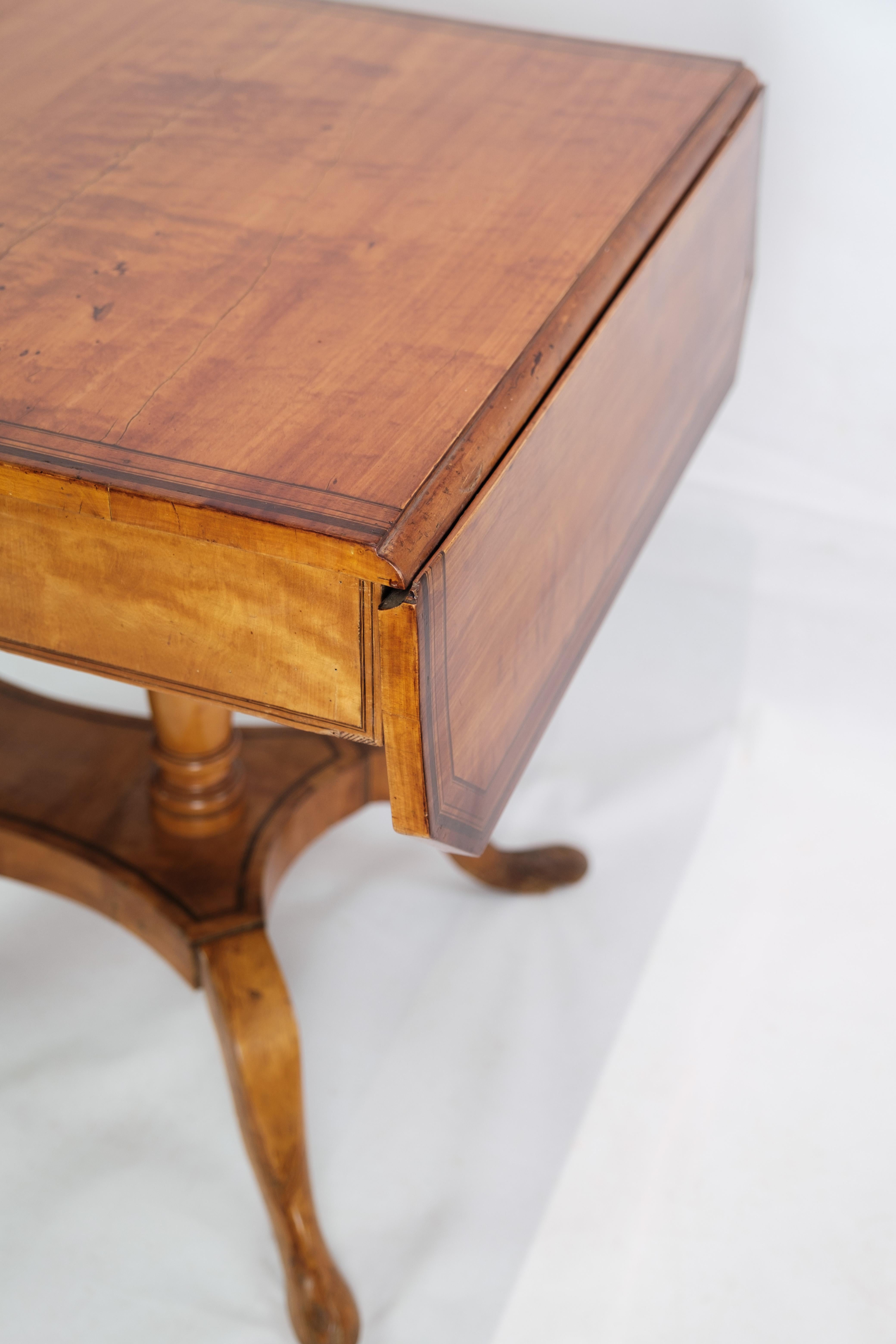 Danois Table Empire ancienne avec rabats et marqueterie en bois de bouleau des années 1840 en vente