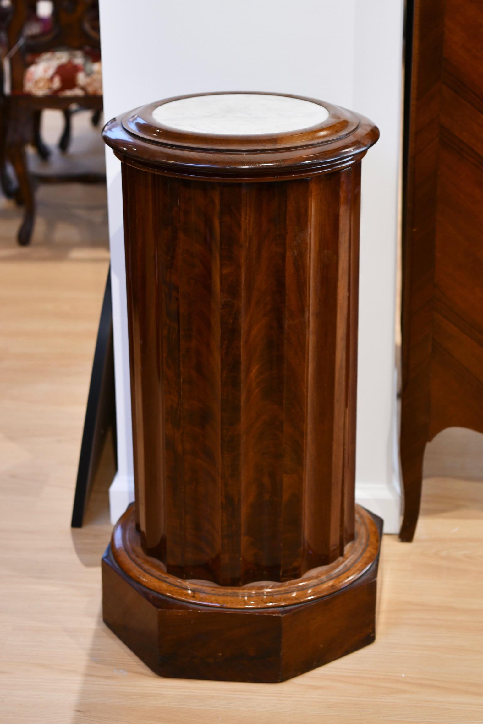 Antique mahogany column pedestal with marble inset hinge top covering transferware form mahogany lavabo (or bachelor table). Side panel opens. Circa 1810, France. Some cracks to transferware but structurally sound. Dimensions: 31