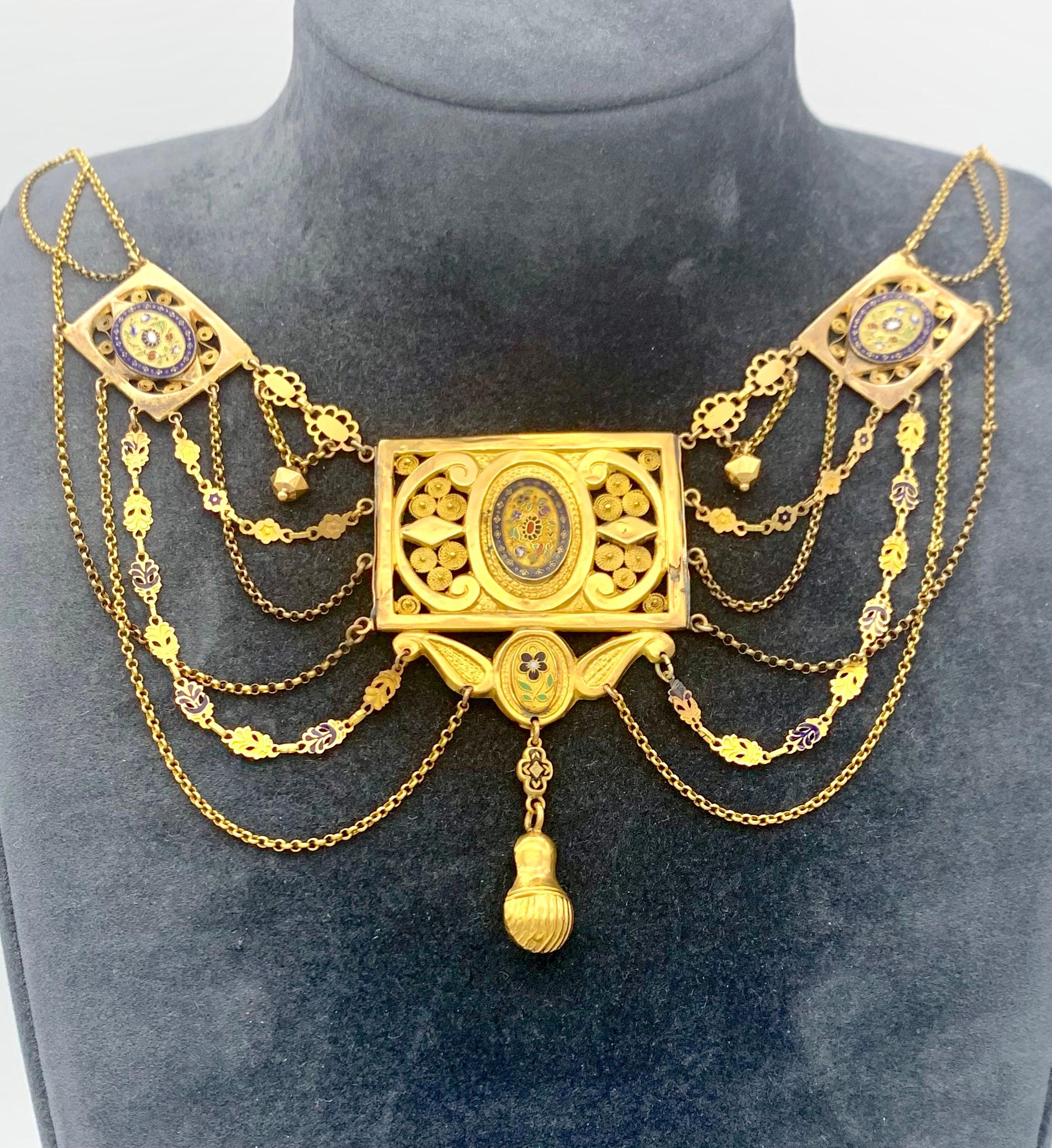 Antique Empire Wedding Necklace 18 K Yellow and Rose Gold Enamel Pensez a Moi  In Good Condition For Sale In Munich, Bavaria