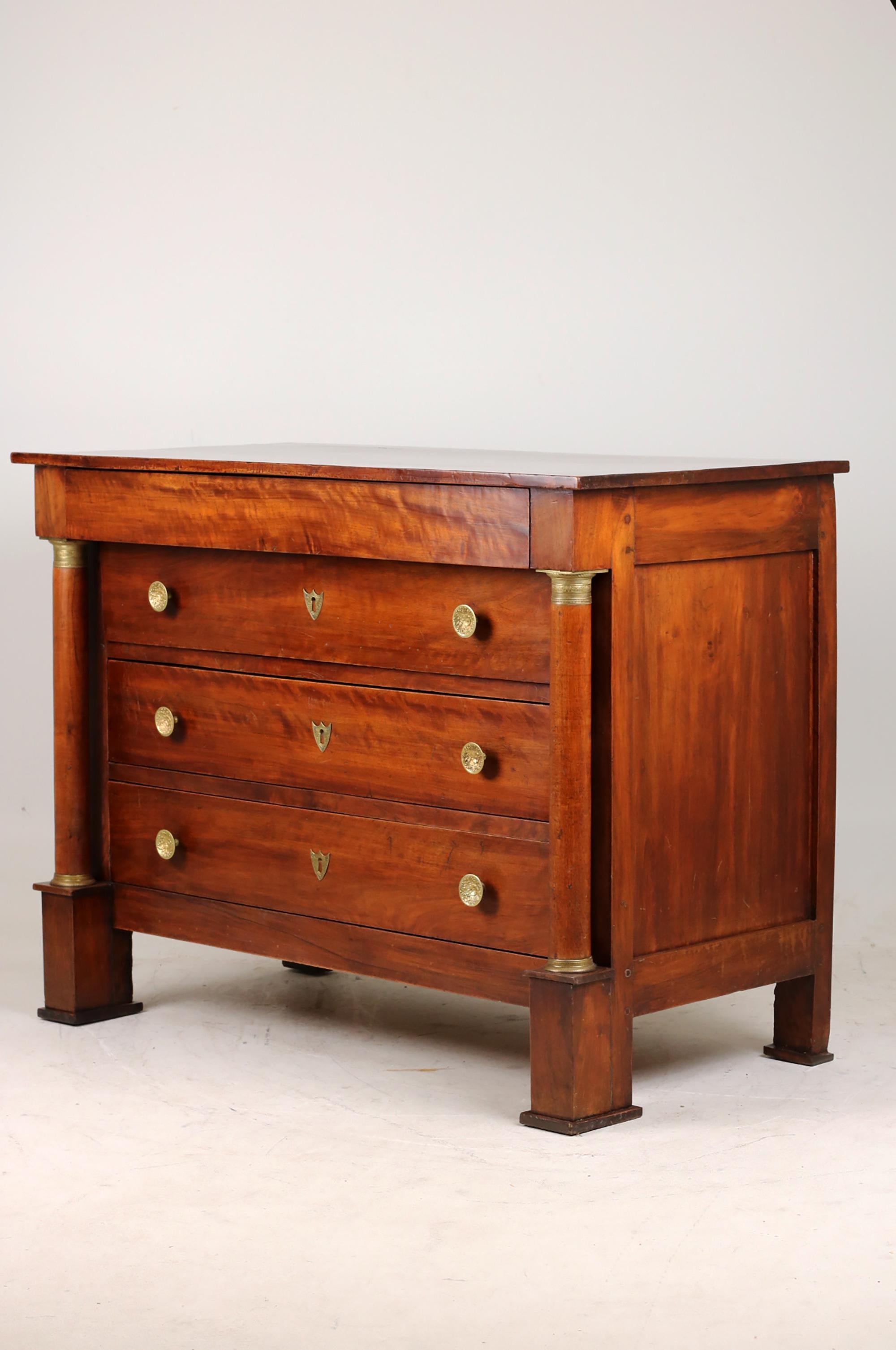 Polished Antique Empire XIX century chest of drawers with beautifull patina.