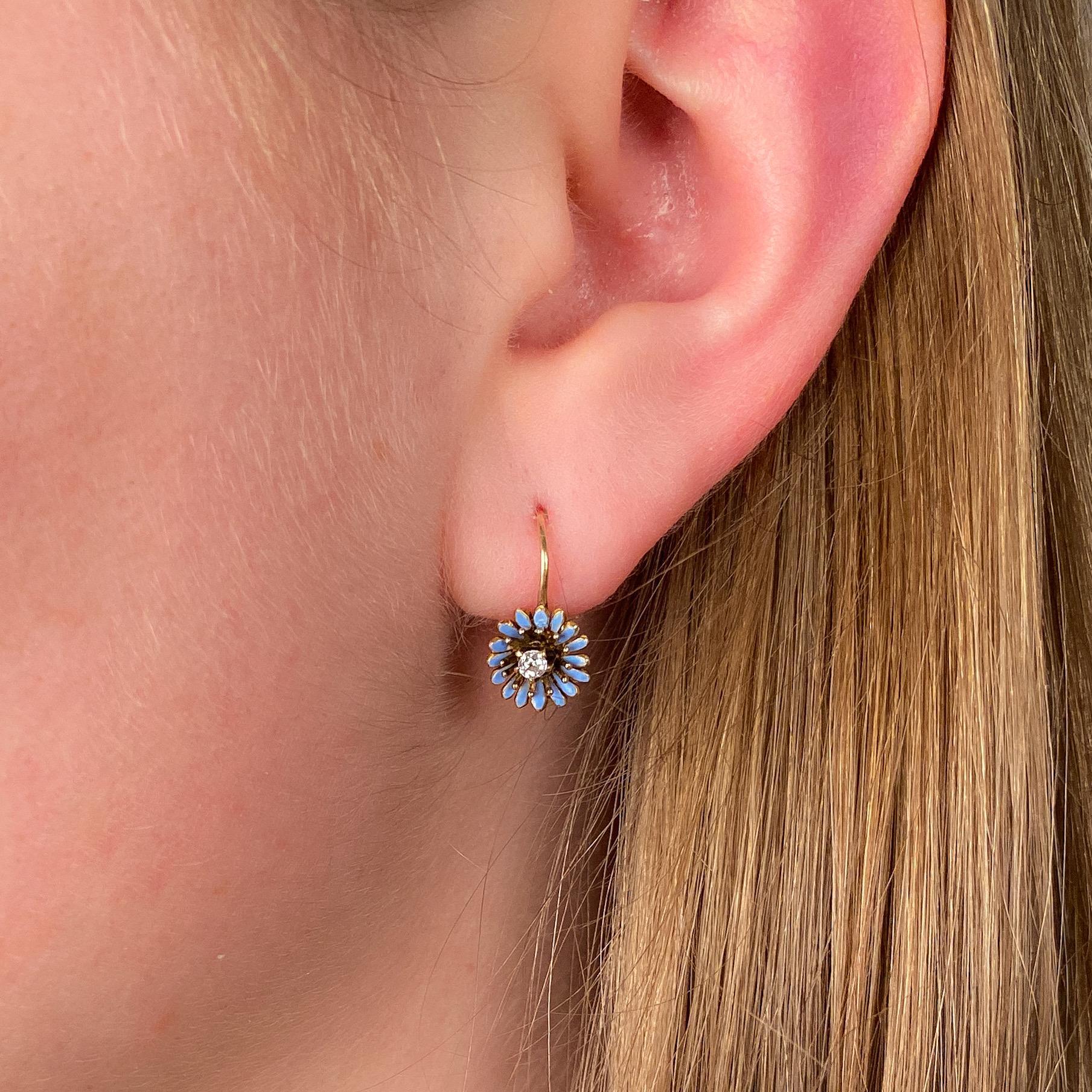 Antike Emaille und Diamant Blume Ohrringe von 14k Gold im Zustand „Gut“ im Angebot in Lewisburg, PA