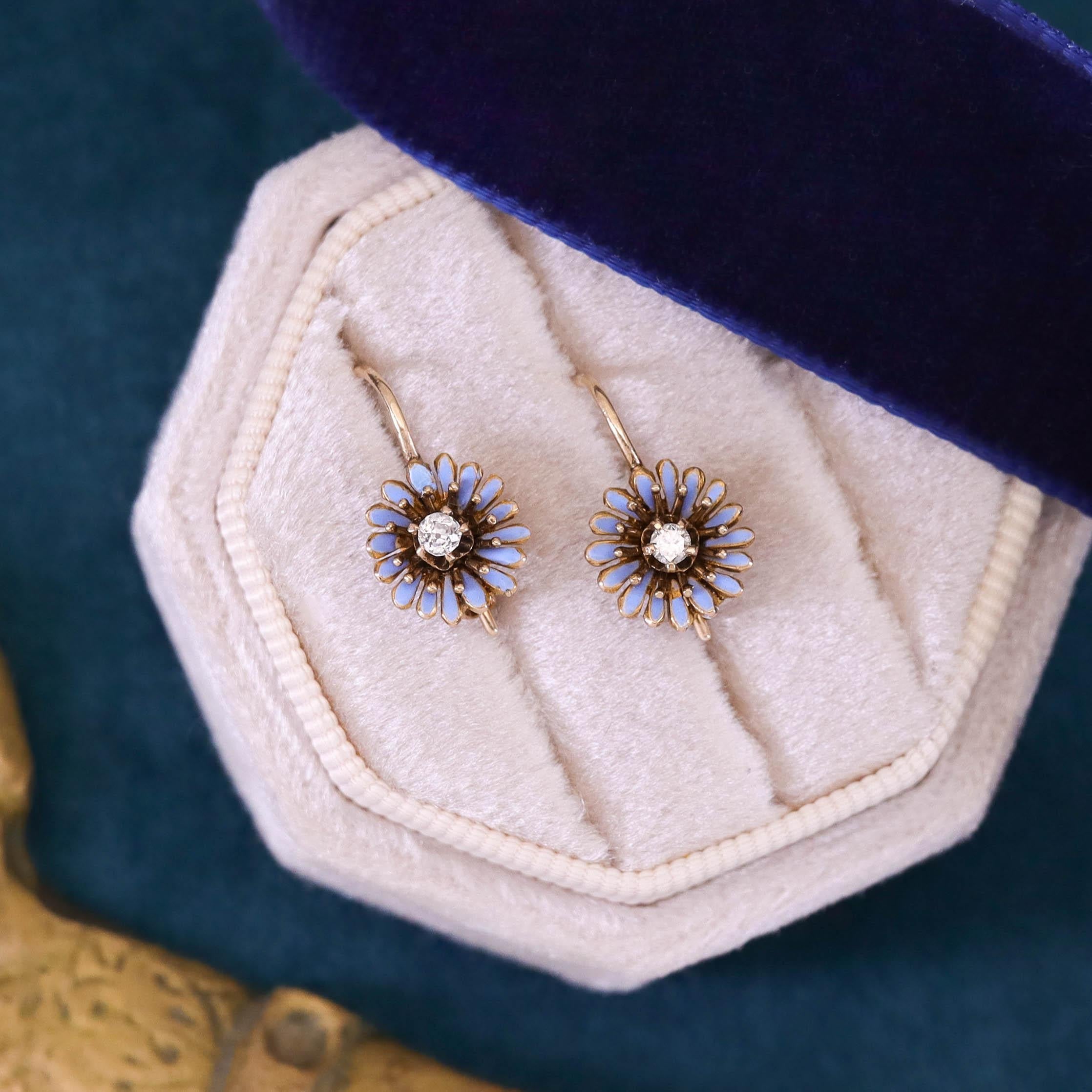 Antike Emaille und Diamant Blume Ohrringe von 14k Gold Damen im Angebot