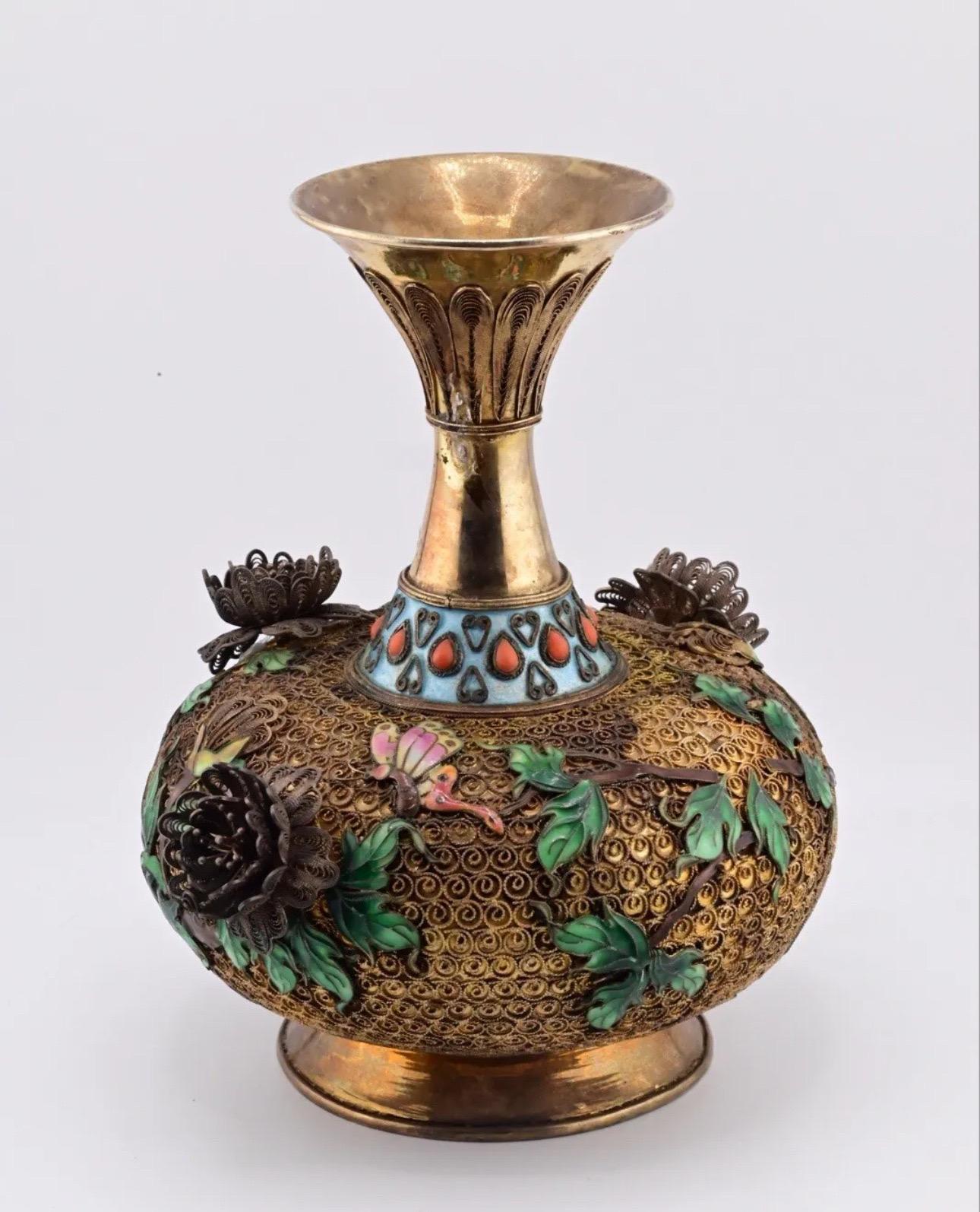 Antique Enamel Chinese Silver Floral Vase With Enamel Workmanship For Sale 3