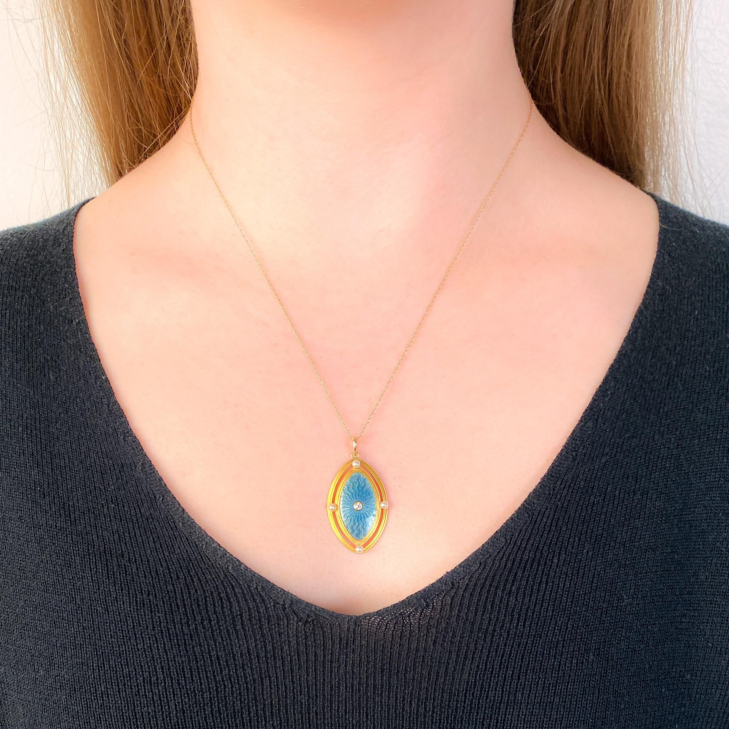 Antiker Emaille-Konversion-Anhänger aus 14k Gold im Angebot 1