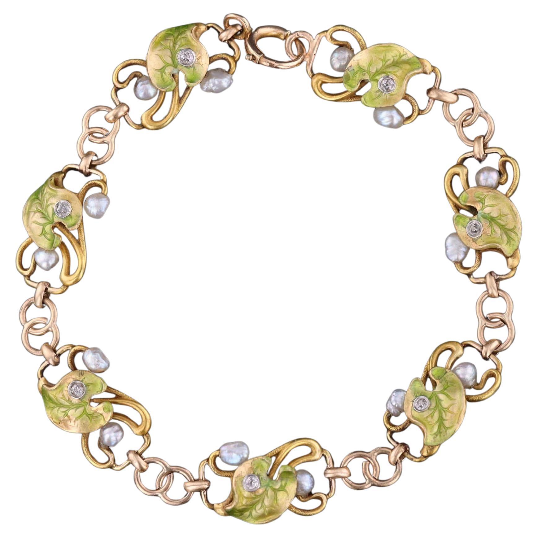 Bracciale antico in smalto con diamanti e perle