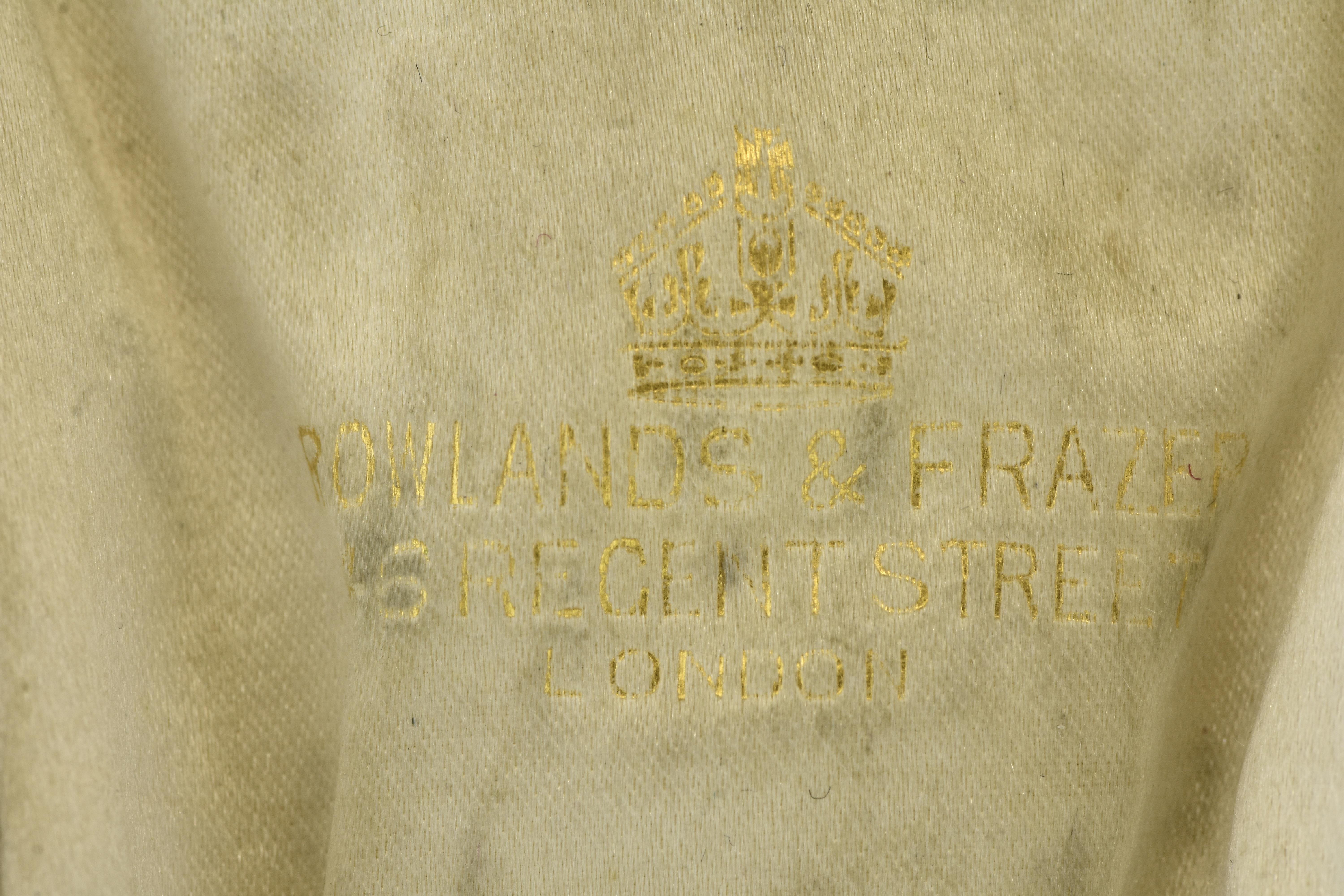 Antike Suite aus Emaille, Diamanten und Perlen, Rowlands & Frazer, London, um 1860 4