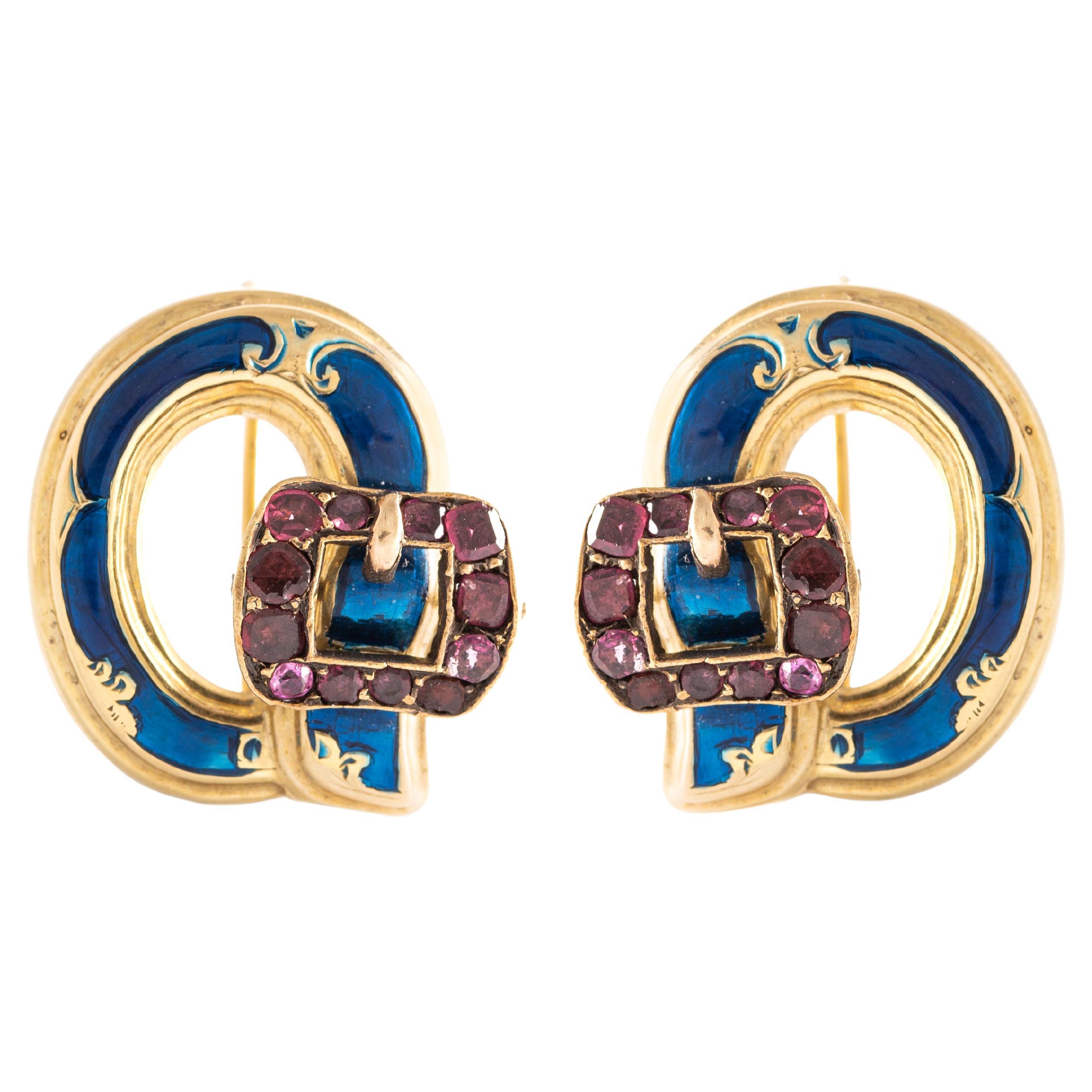 Boucles d
oreilles émail ancien