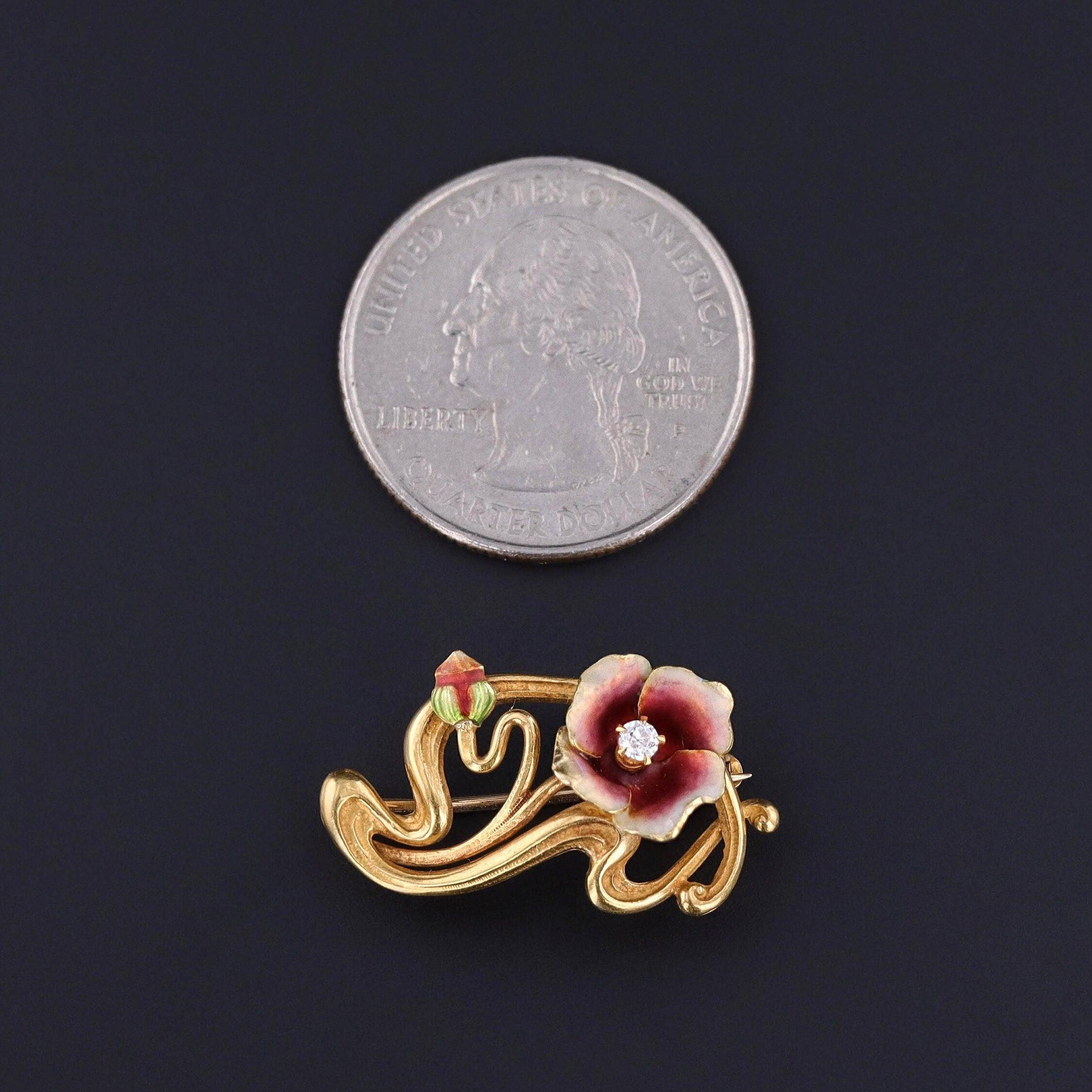 Round Cut Antique Enamel Flower Brooch of 14k Gold