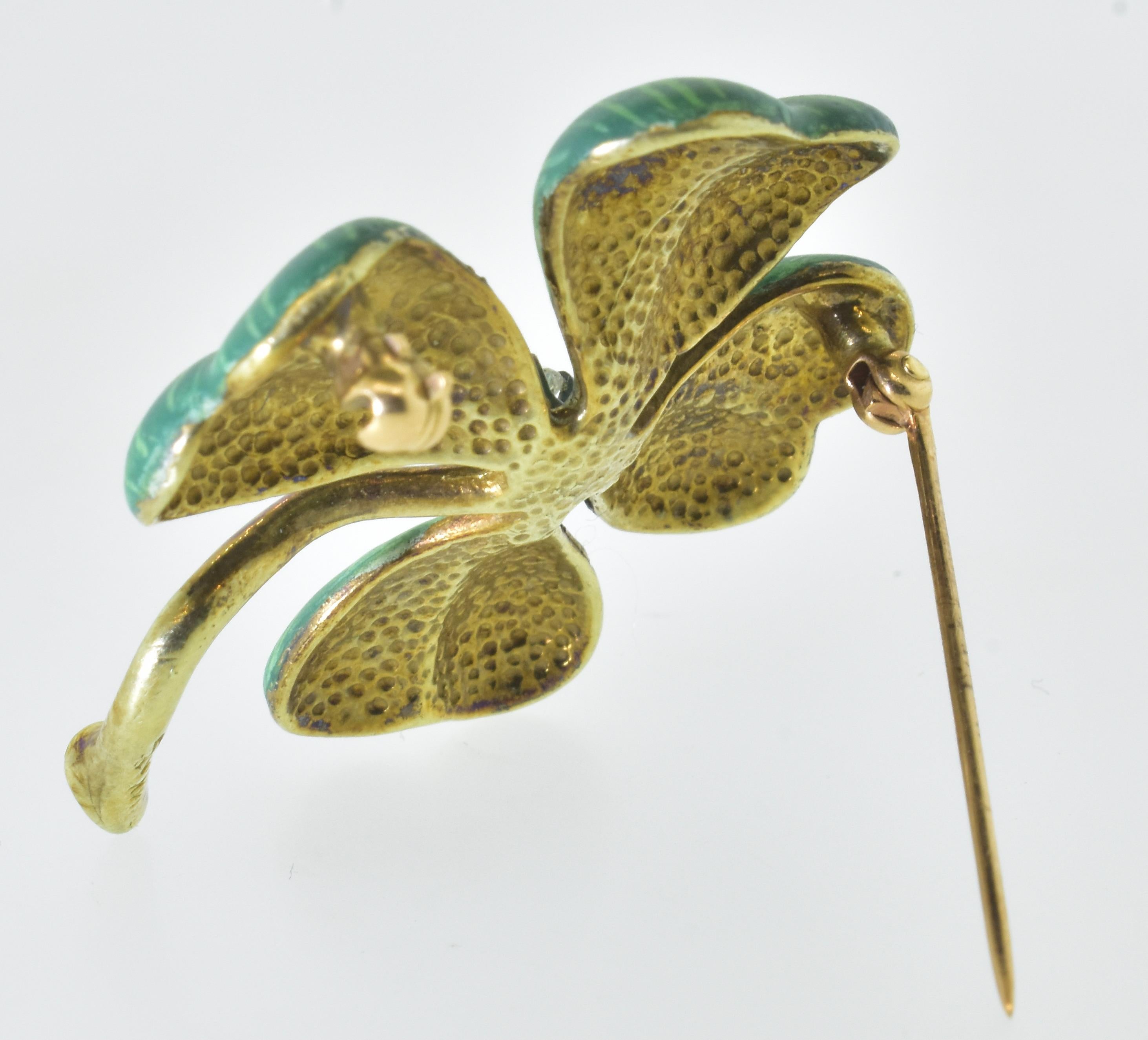 4 leaf clover pin
