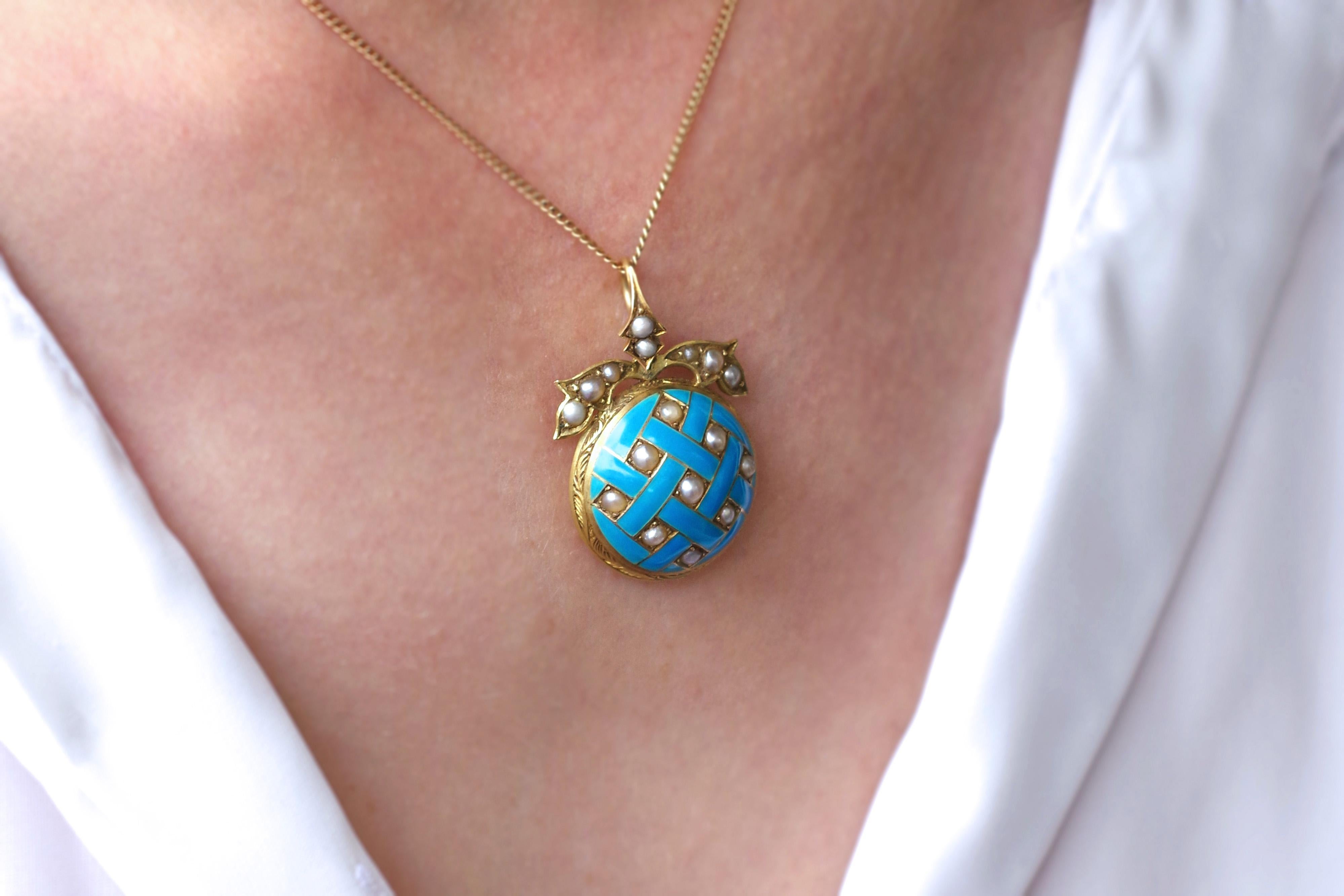 Victorian Antique enamel pearl pendant in 14 k gold For Sale