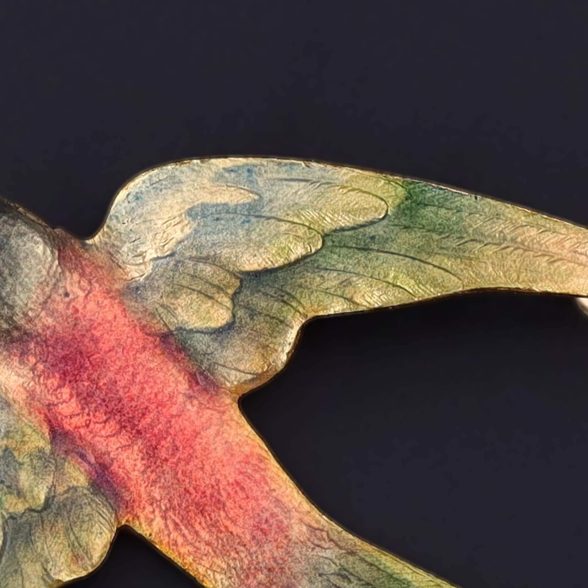 Pendentif en or 14k avec oiseau hirondelle en émail ancien Bon état - En vente à Lewisburg, PA