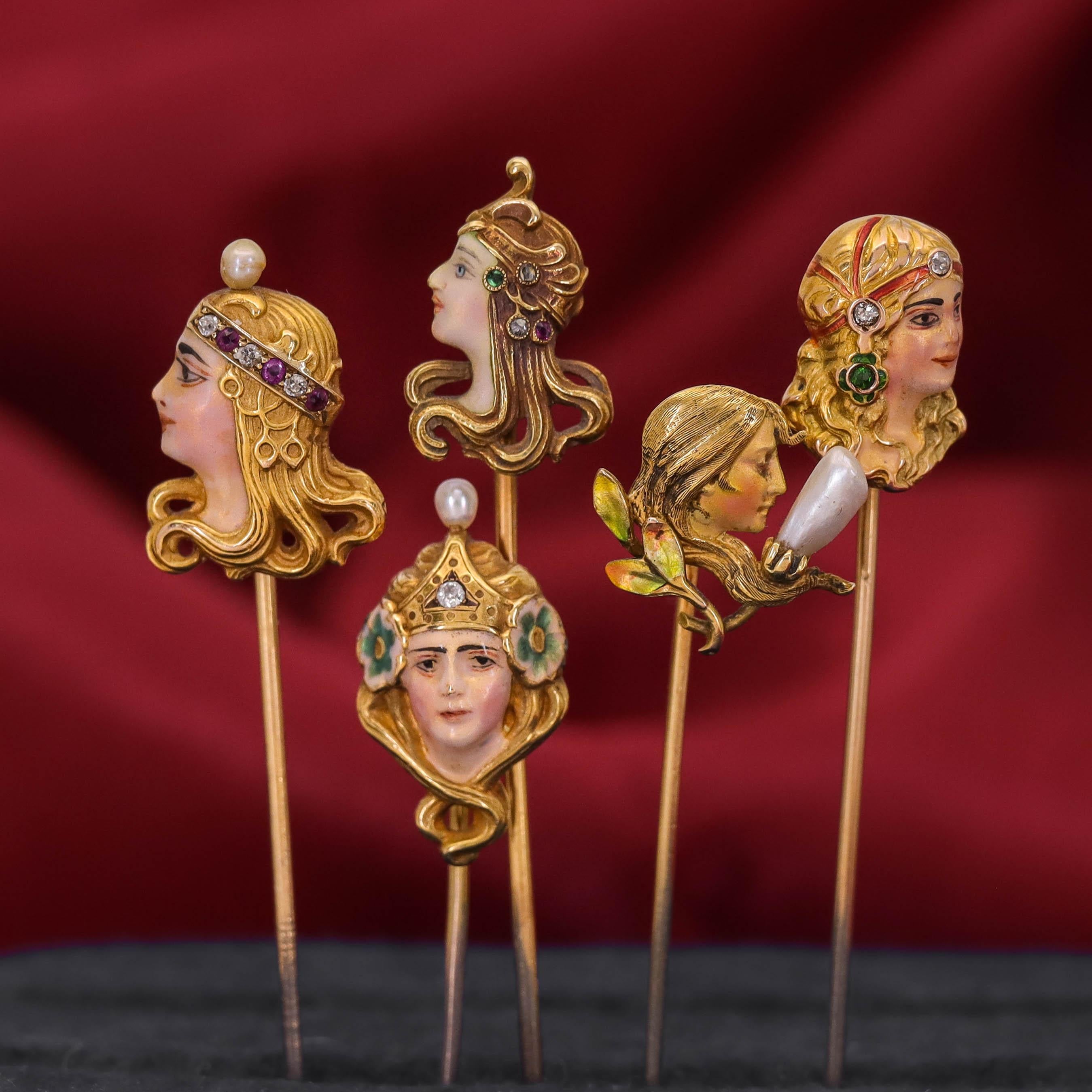 Antico fermaglio da donna smaltato in oro 14k in vendita 2