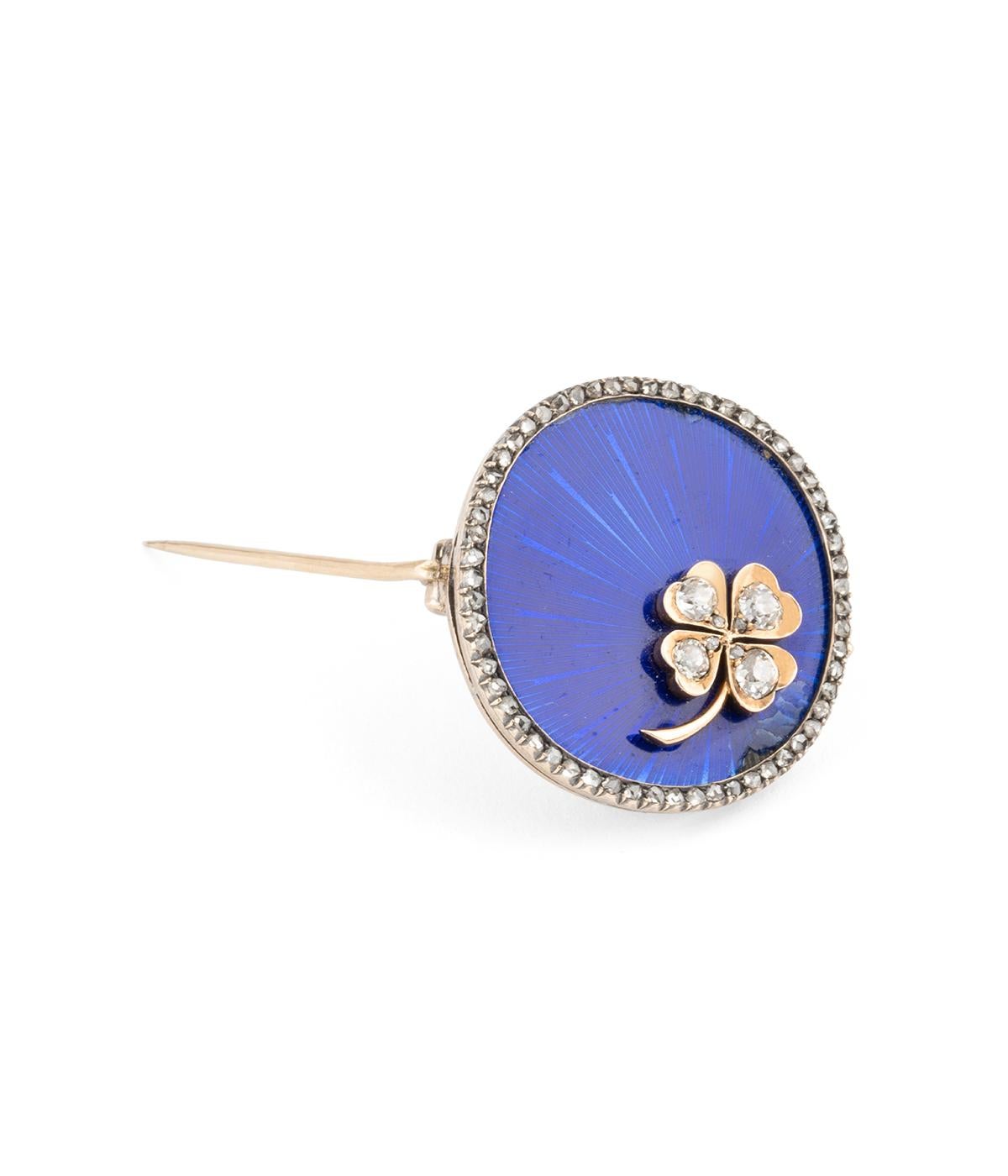 Antique enamelled gold brooch with diamond cloverleaf In Fair Condition In PARIS, FR