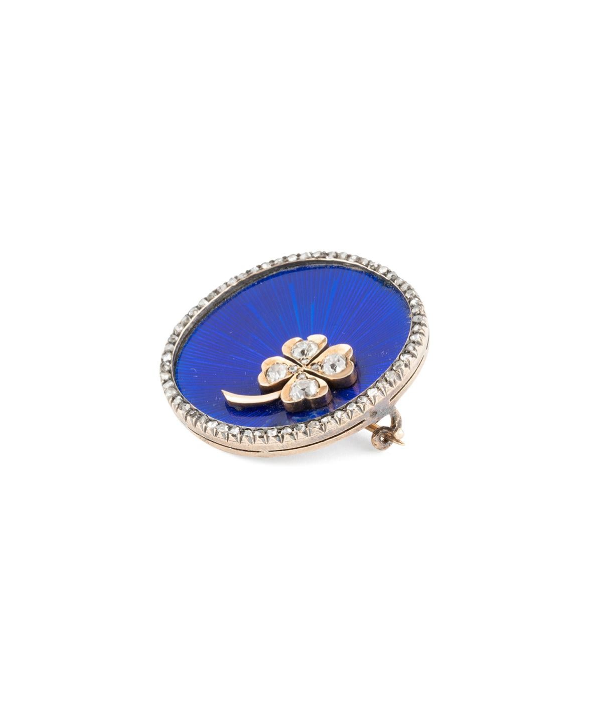 Women's or Men's Antique enamelled gold brooch with diamond cloverleaf