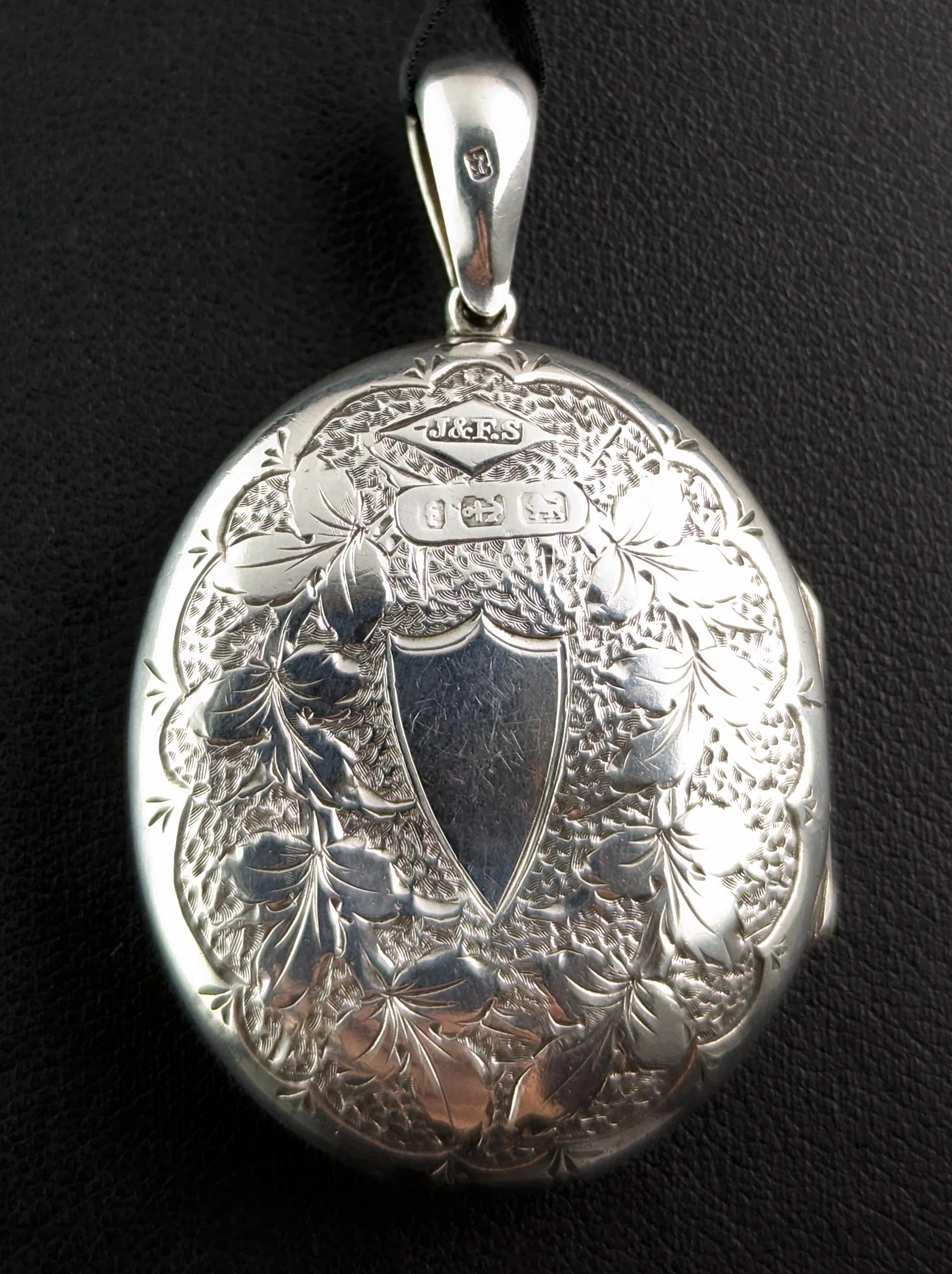 Antique Enamelled silver locket, White Rose, Victorian  2