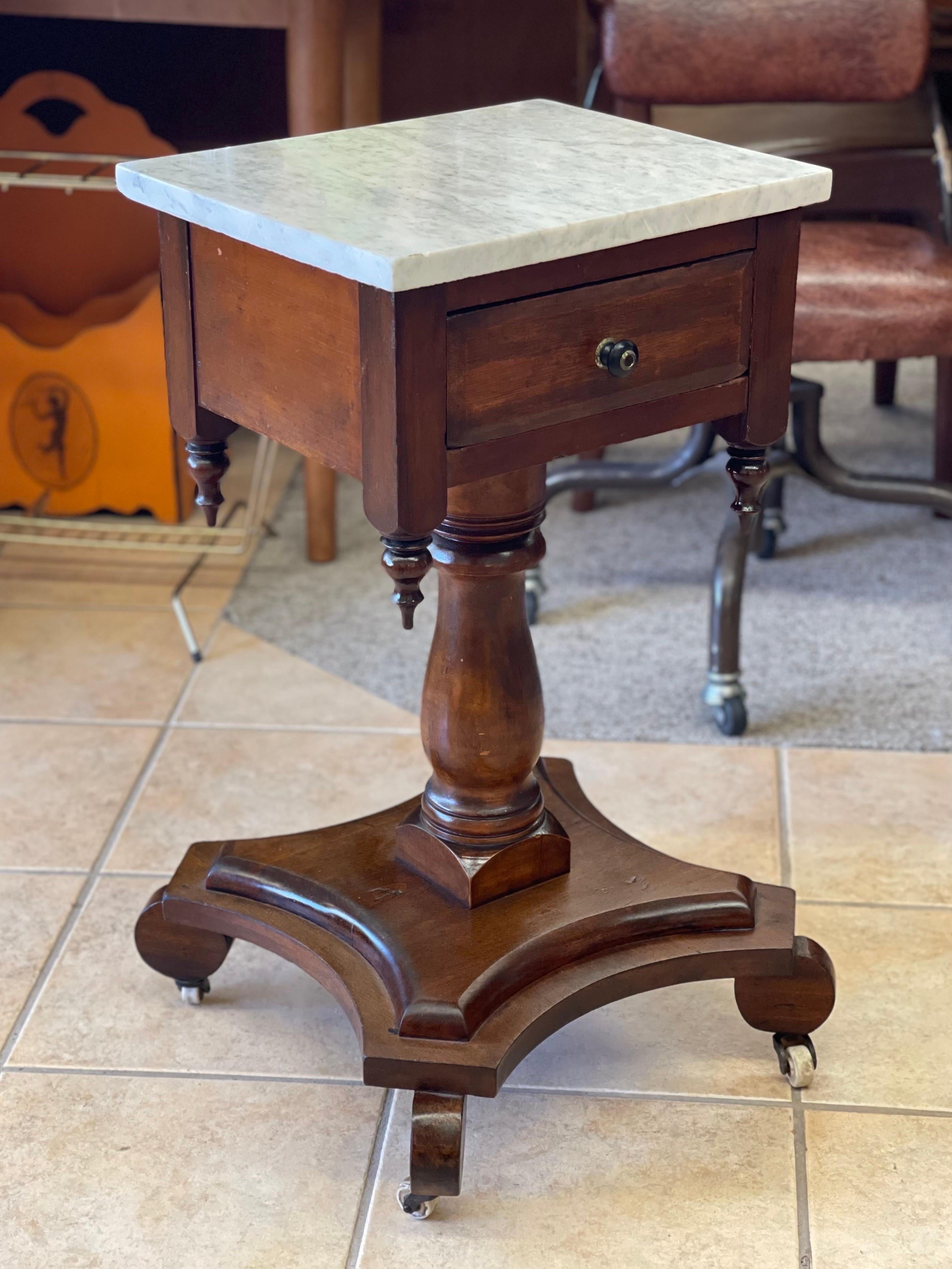 Antique End Table Stand with Dovetail Drawers Stone Top In Good Condition For Sale In Seattle, WA