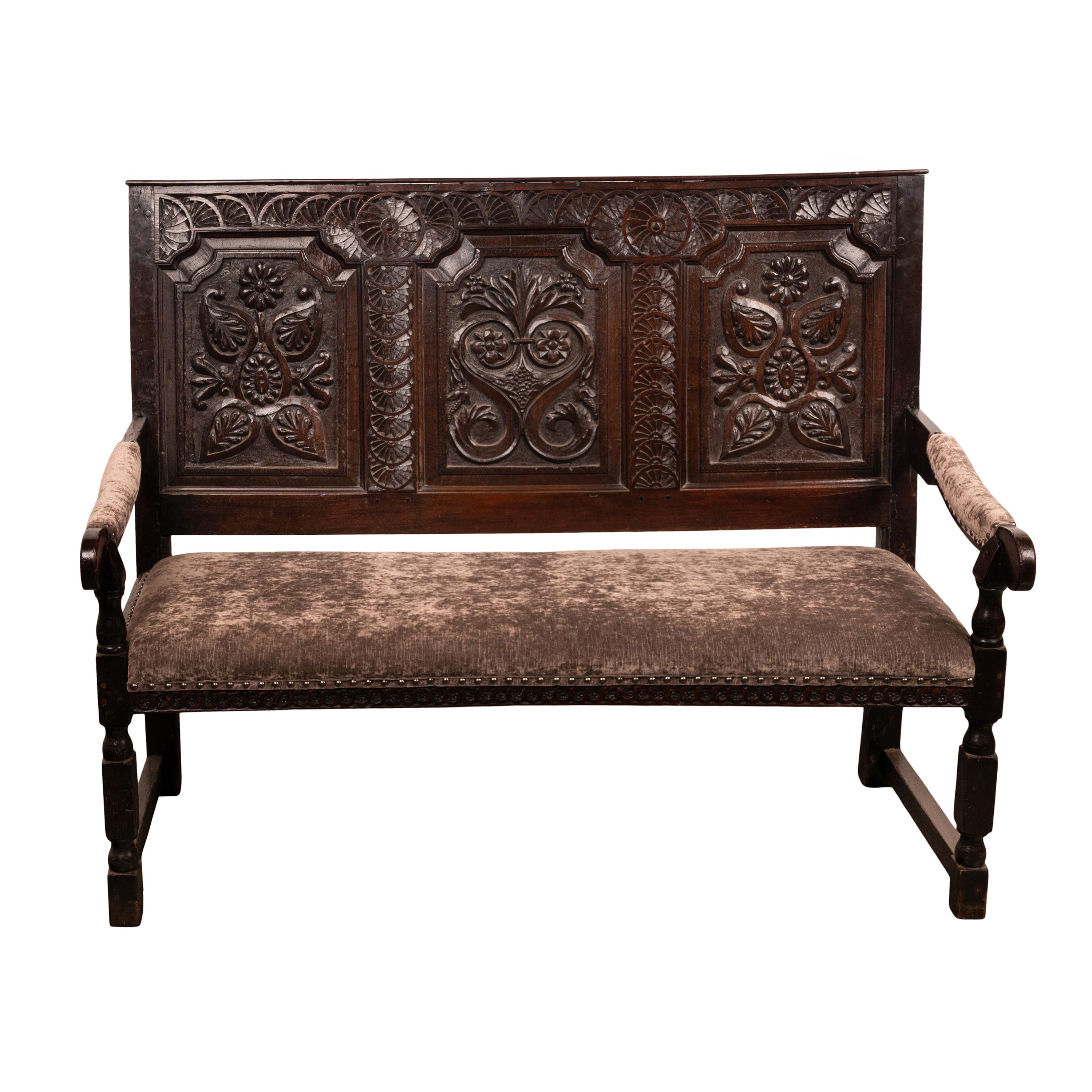 Antique English 17th Century King Charles II Carved Oak Settle Sofa Bench 1680 For Sale 2