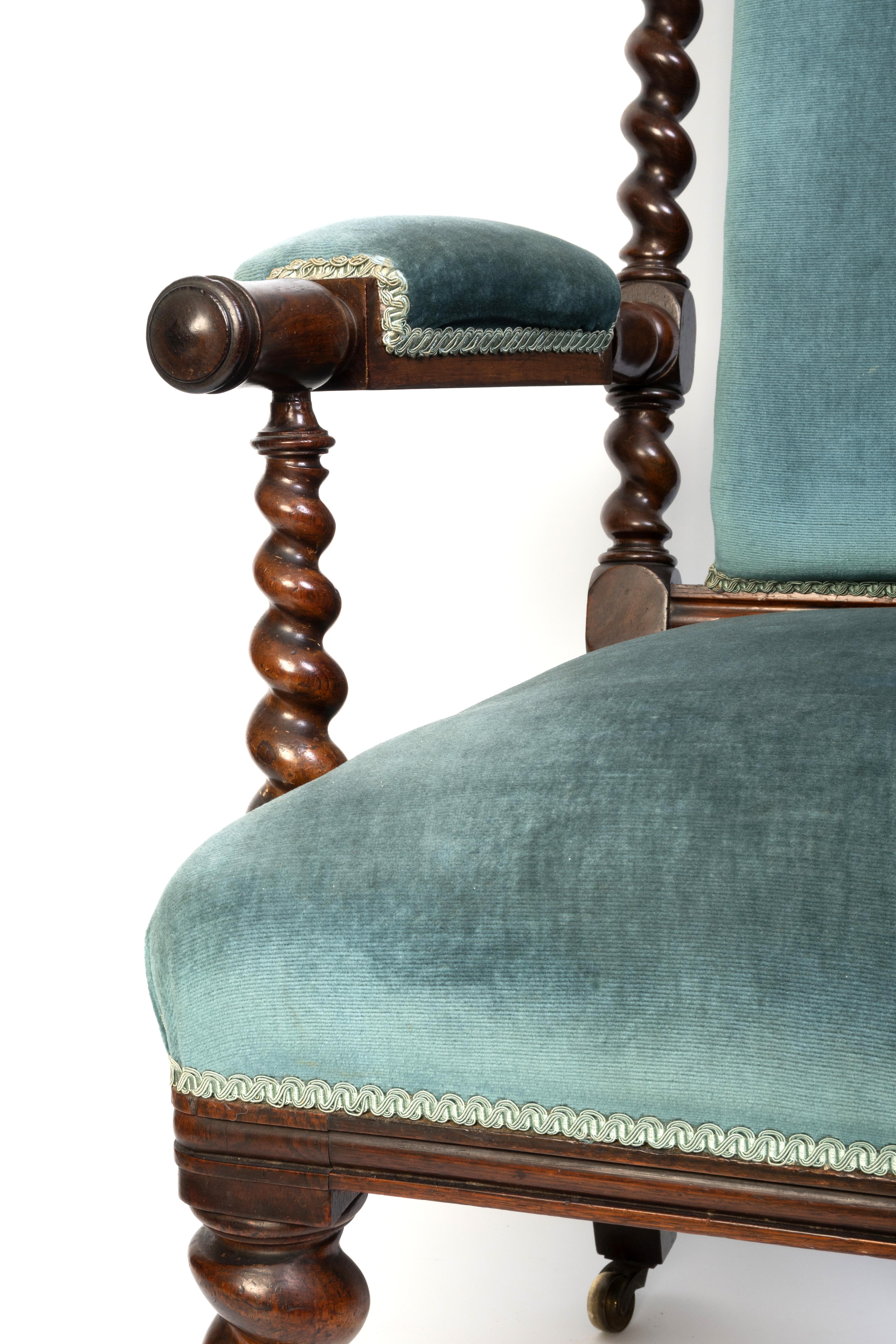 Antiker englischer offener Barley Twist-Sessel im Stil des 17. Jahrhunderts im Angebot 3