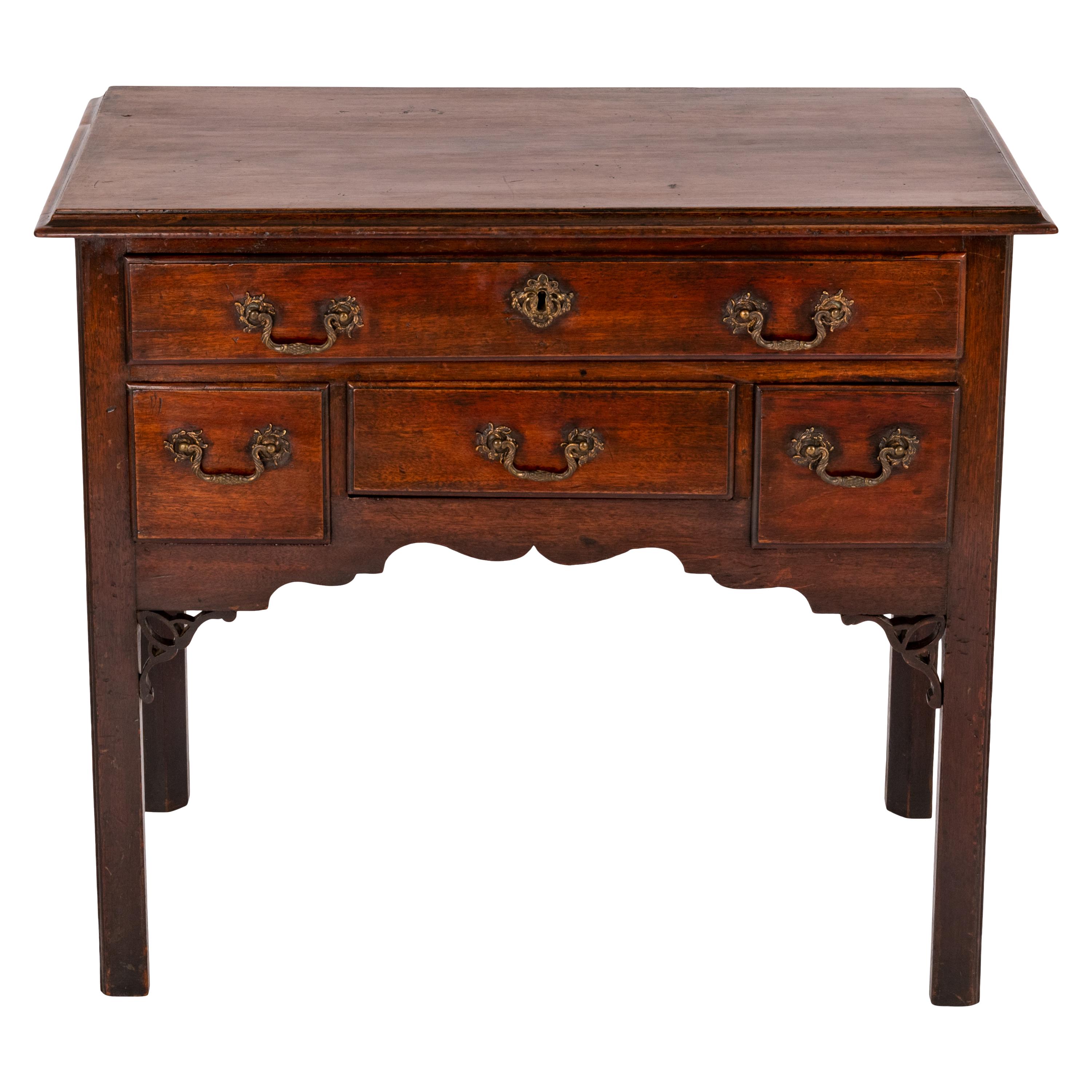 Antique English 18th C Georgian Mahogany Chippendale Lowboy Side Table 1750 For Sale 3