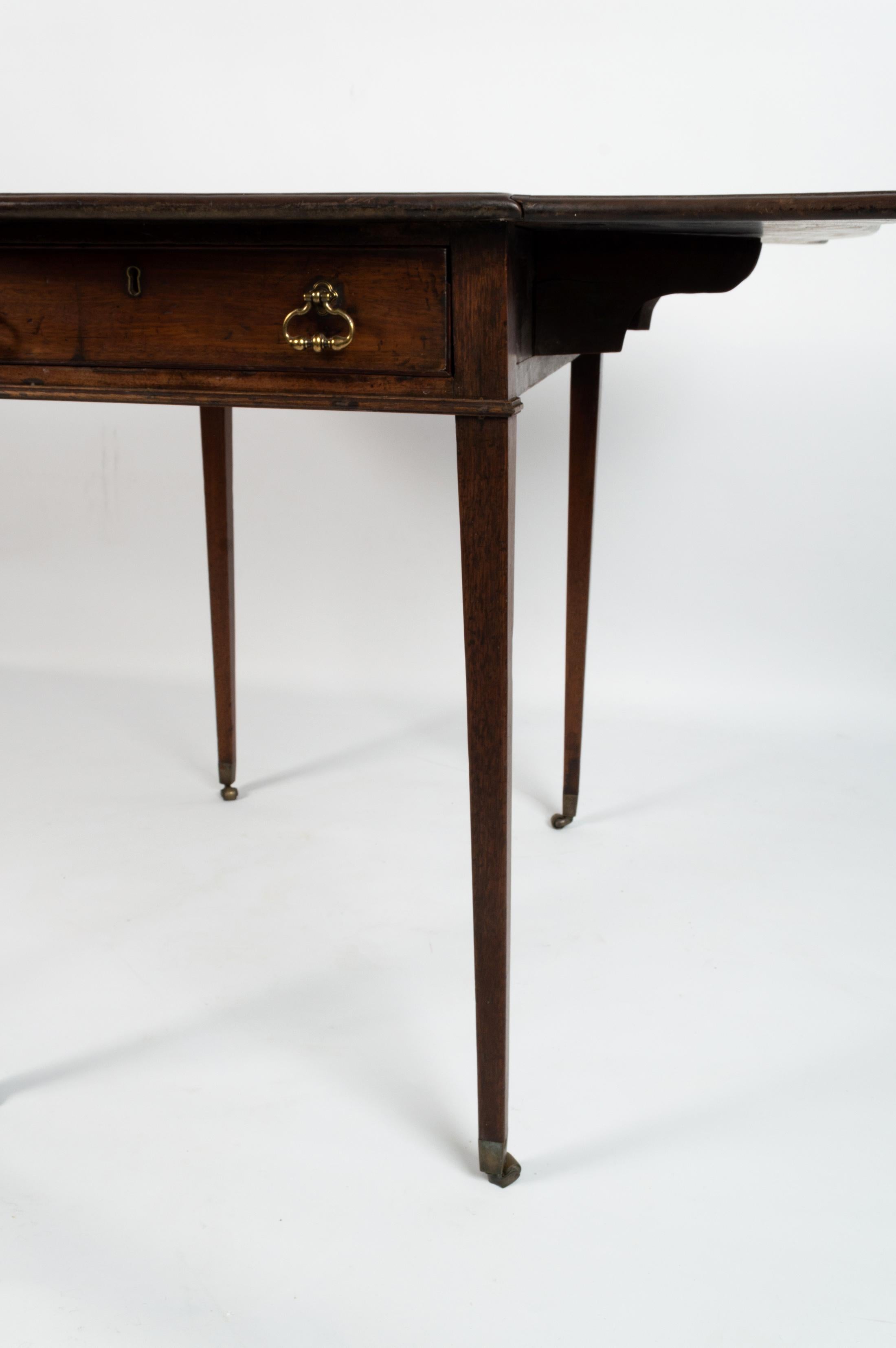 18th Century and Earlier Antique English 18th Century George III Mahogany Butterfly Pembroke Table C.1780 For Sale