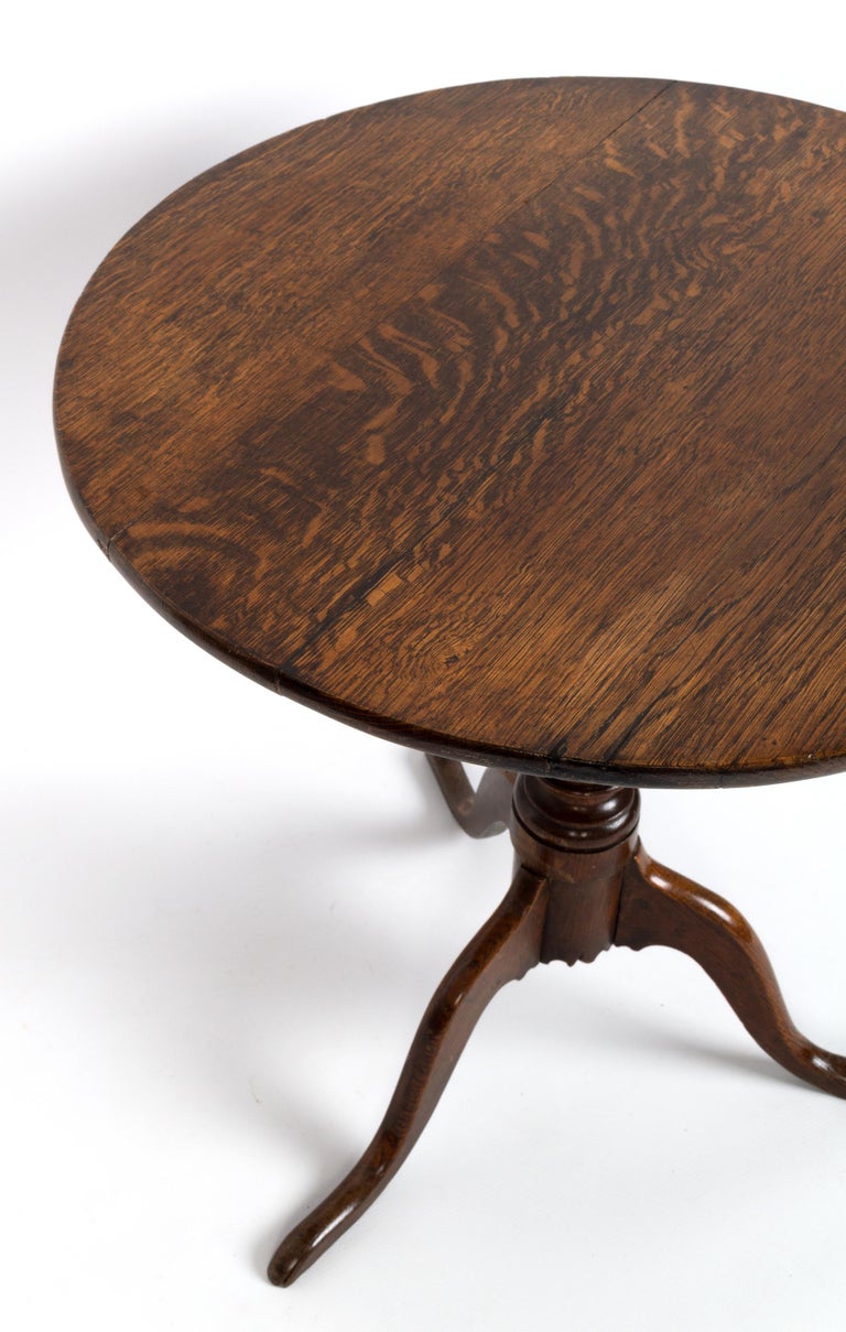 Antique English 18th Century George III Oak Tripod Table C.1790 In Good Condition For Sale In London, GB