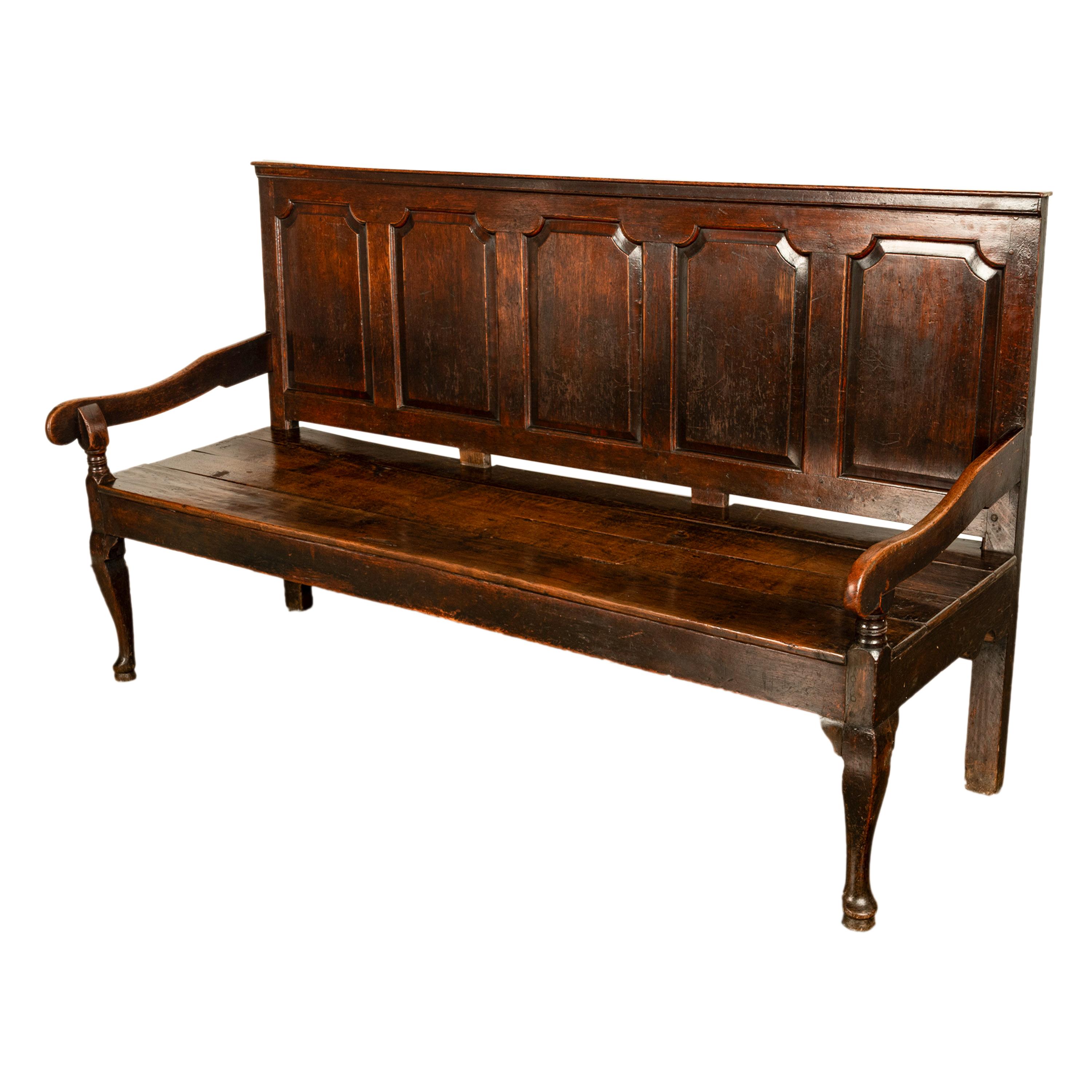 Anglais Ancien banc de banquet géorgien du 18ème siècle en chêne à panneaux Chippendale 1780 en vente