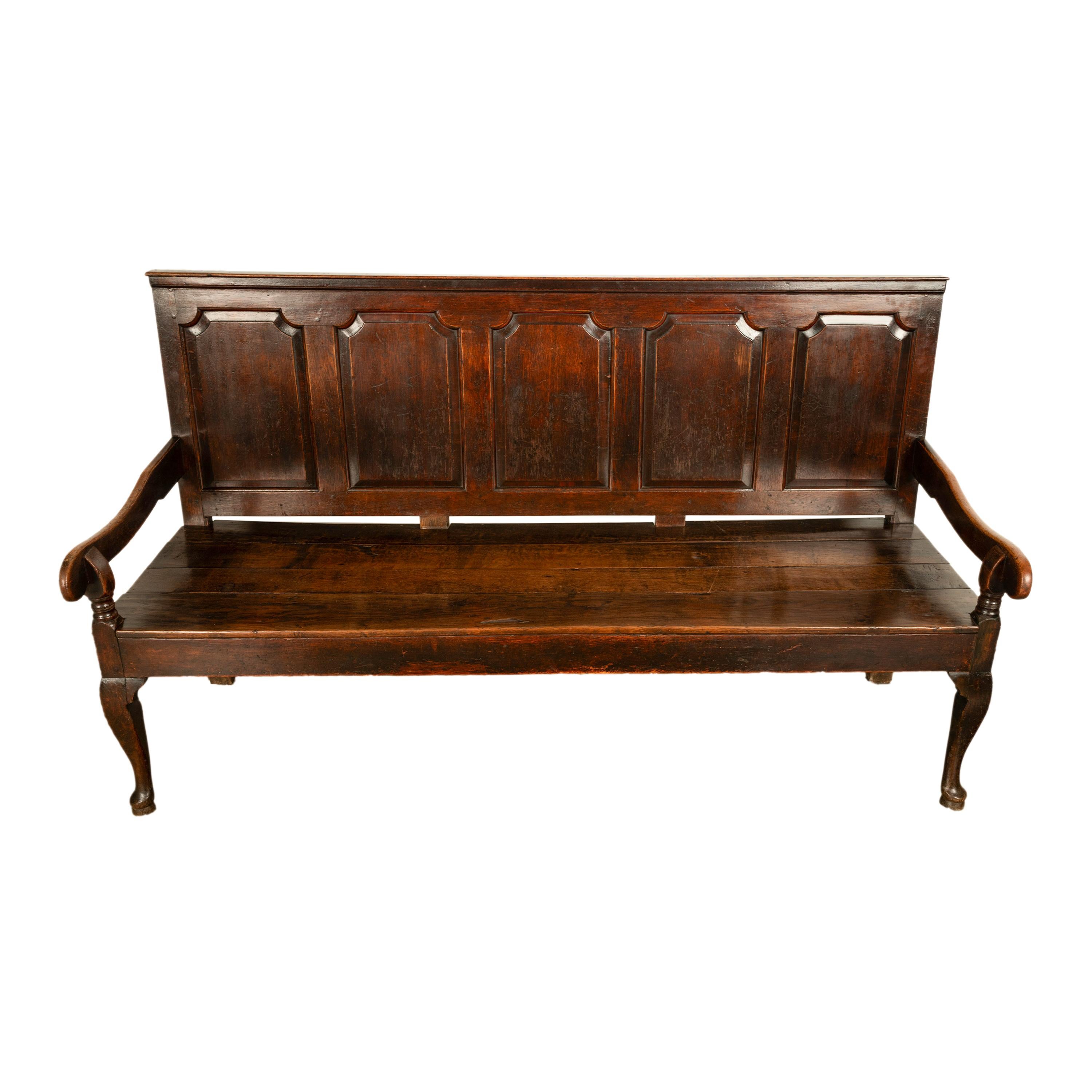 Ancien banc de banquet géorgien du 18ème siècle en chêne à panneaux Chippendale 1780 en vente 2