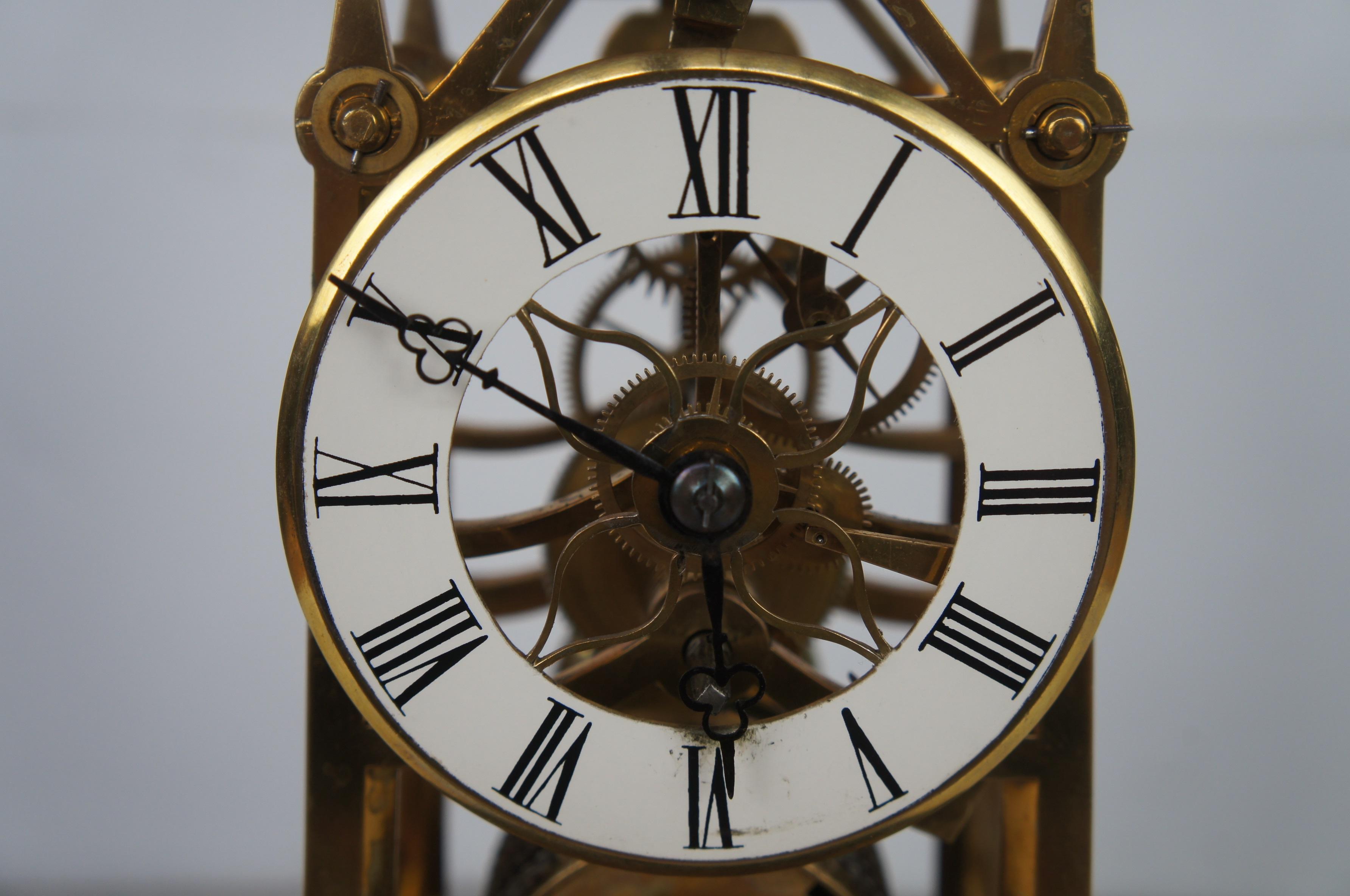 Horloge de cathédrale anglaise ancienne du 19ème siècle à dôme en verre avec squelette de 8 jours et fusée en vente 1