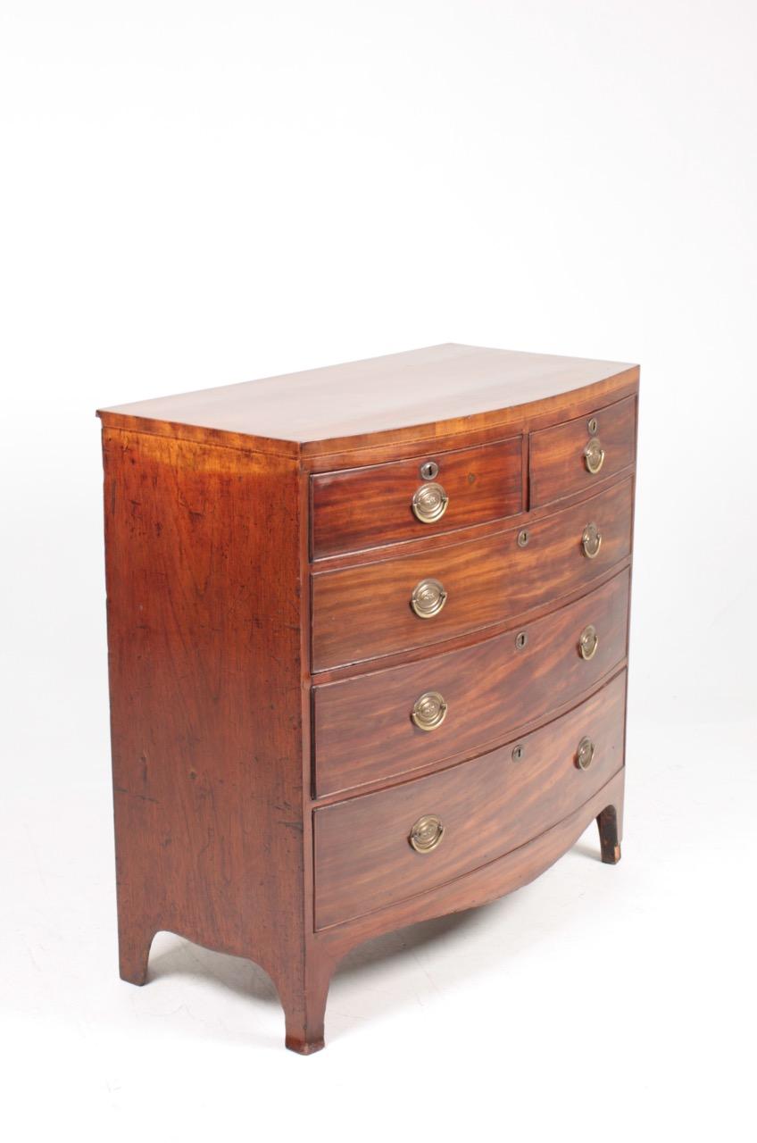 Georgian Antique English 19th Century Chest of Drawers in Mahogany