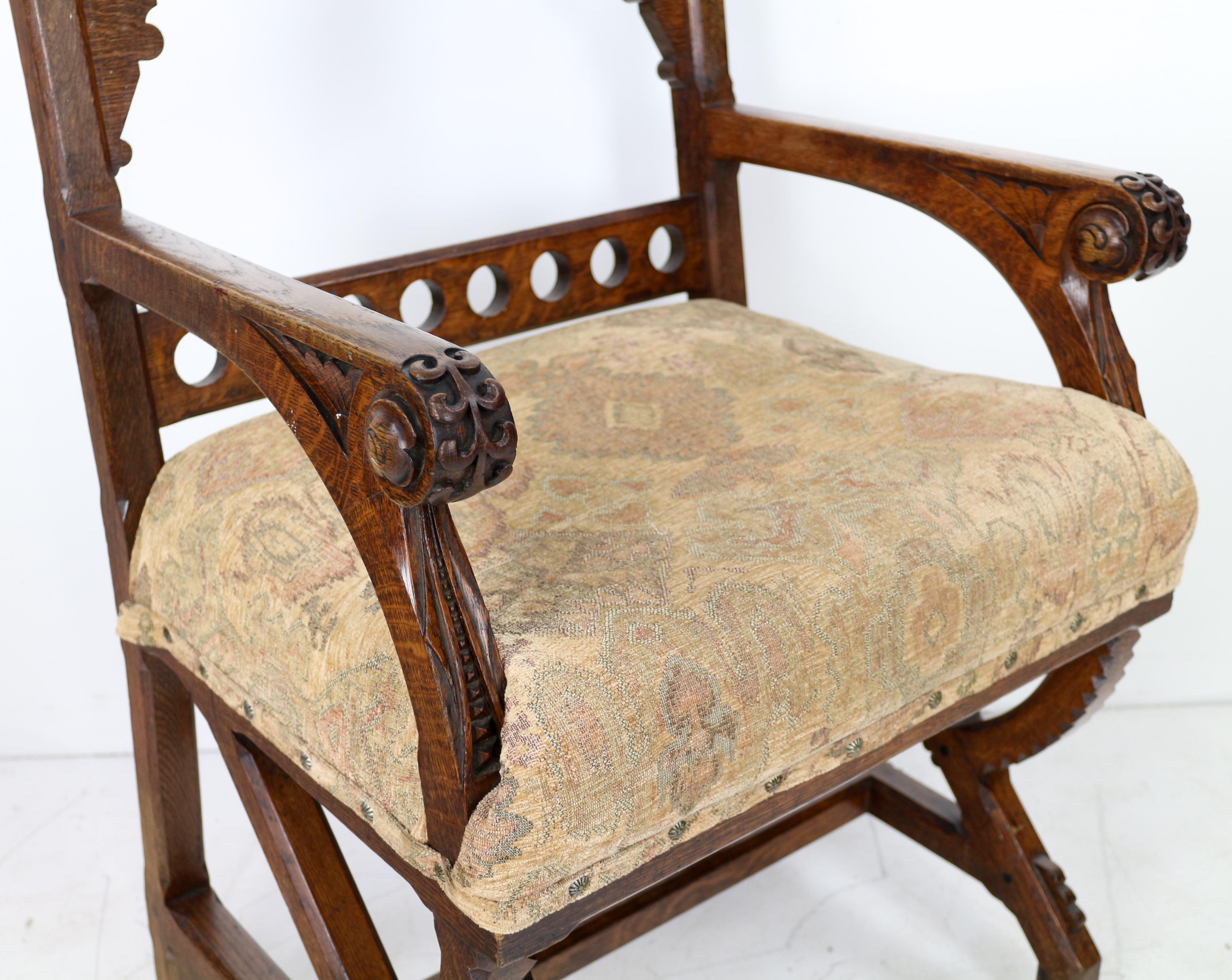 Antica poltrona inglese del XIX secolo in stile Gothic Revival estetico in Oak in vendita 4