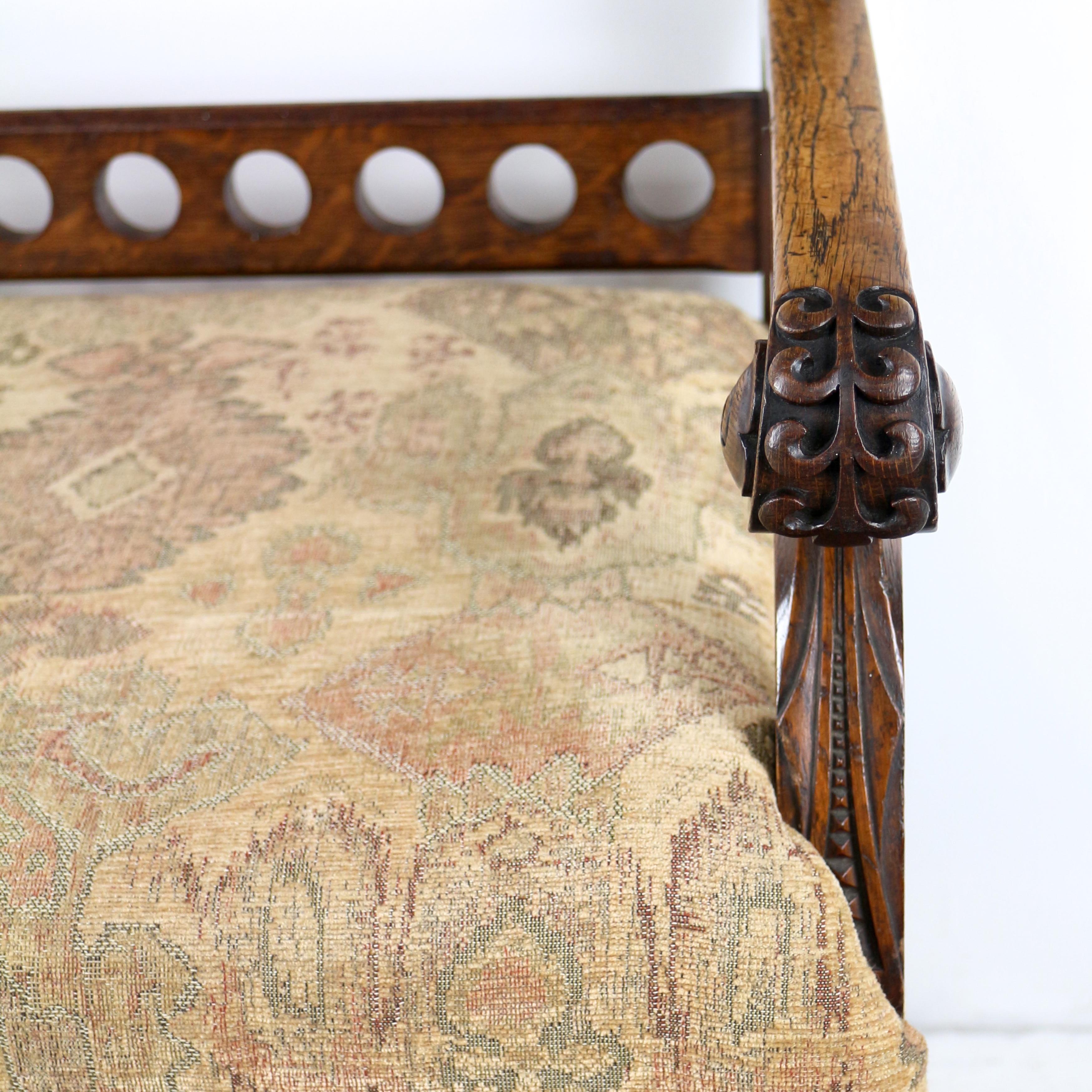Antica poltrona inglese del XIX secolo in stile Gothic Revival estetico in Oak in vendita 6